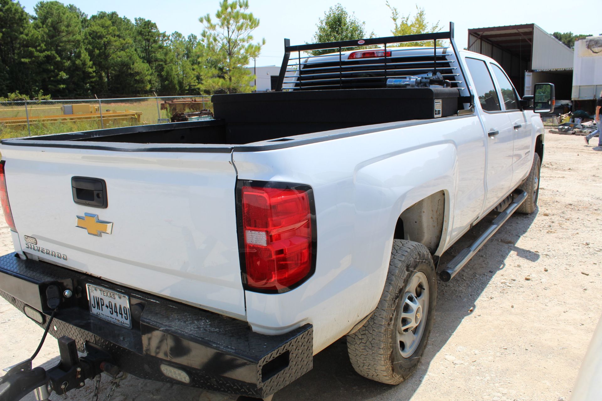 PICKUP TRUCK, 2017 CHEVROLET MDL. 2500HD, diesel, Odo. reads: 80,242 miles, Texas License Plate - Image 4 of 7