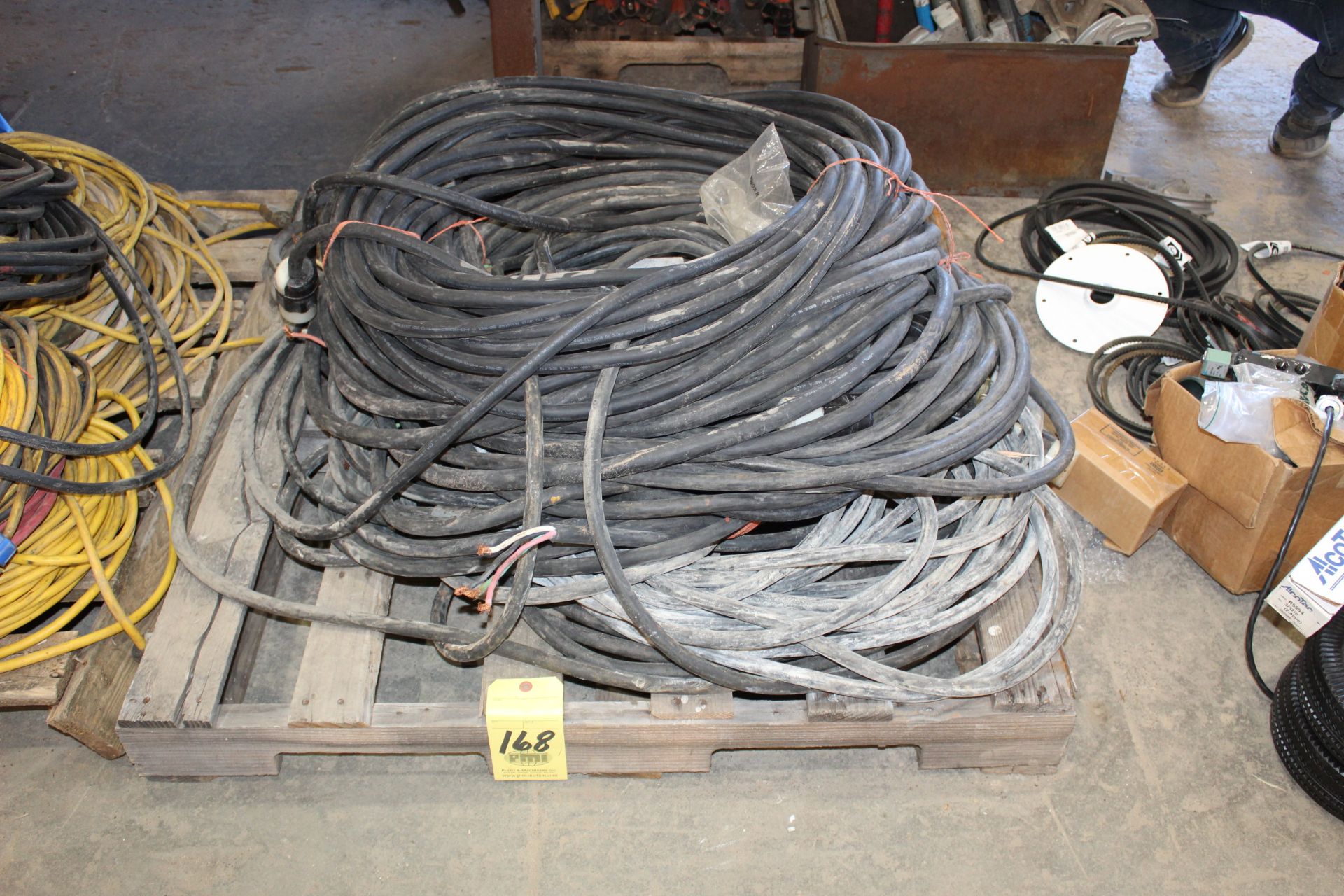 LOT OF POWER CABLES