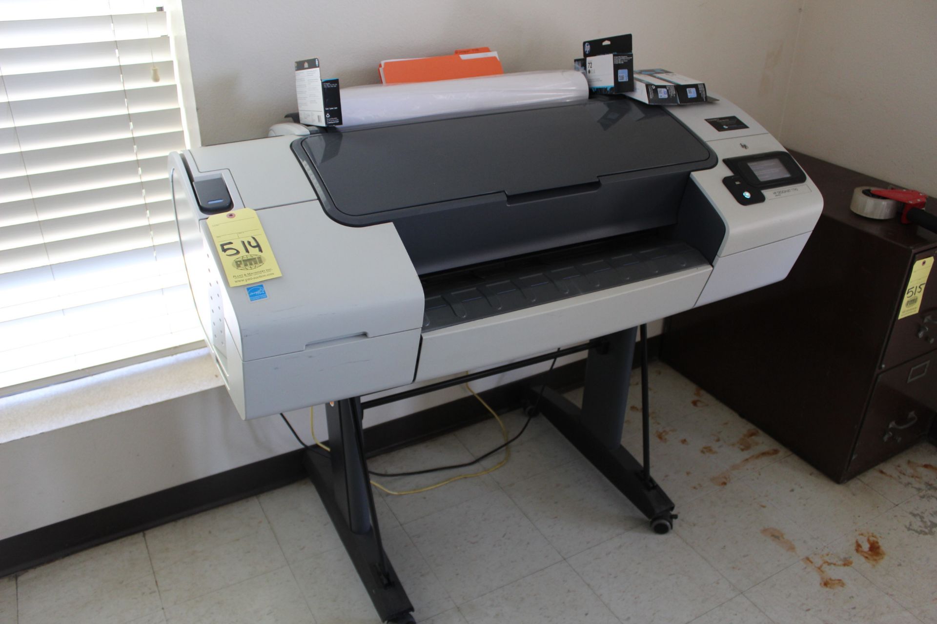 PLOTTER, HEWLETT PACKARD DESIGNJET T790