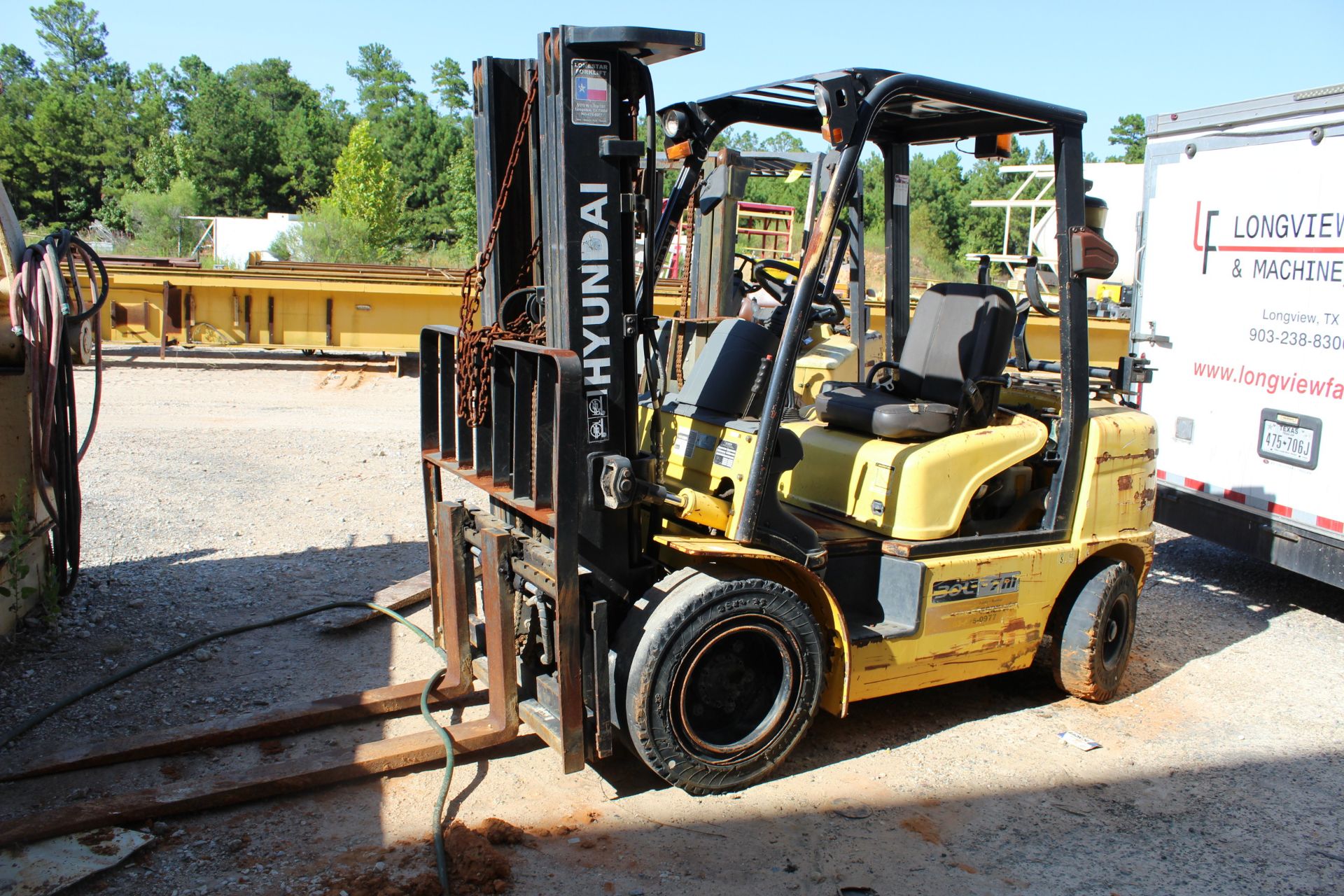 FORKLIFT, HYUNDAI KIA 6,600 LB. BASE CAP. MDL. 30L-7M, (out of service)