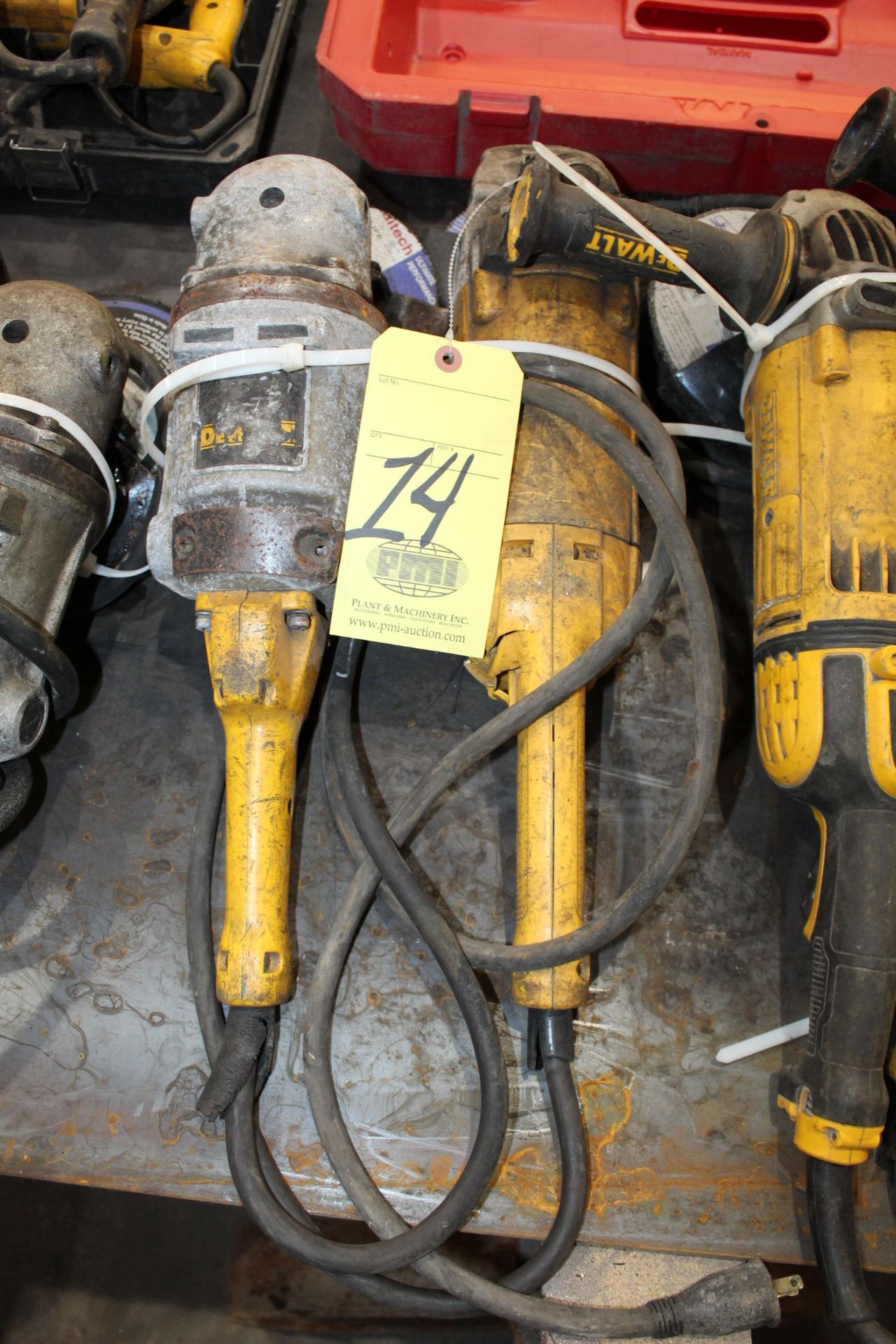 LOT OF ELECTRIC ANGLE GRINDERS, DEWALT