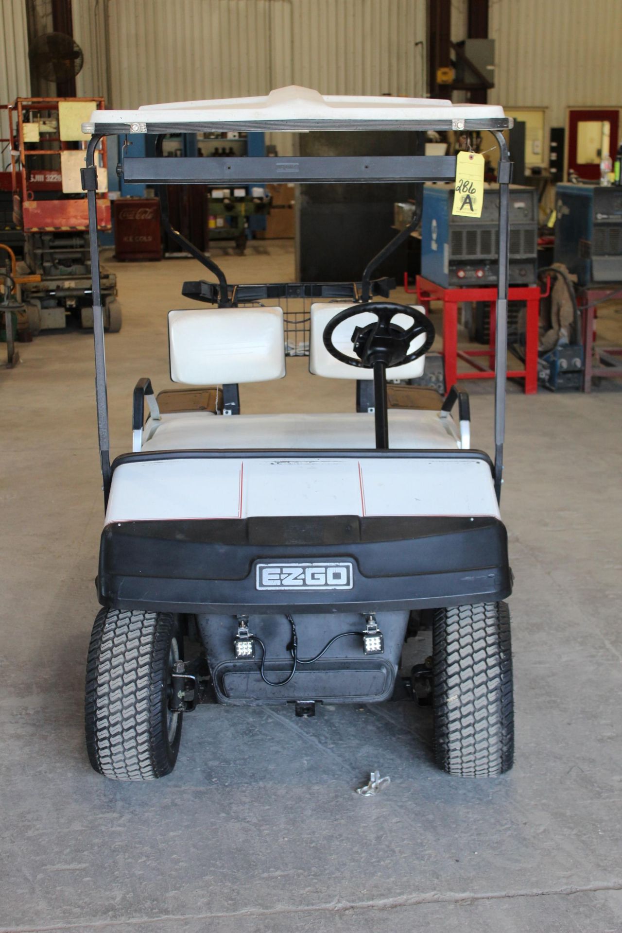 ELECTRIC GOLF CART, EZ-GO, new 1992, 36 v. charger, Mfg. Code 20192, S/N 720414 - Image 5 of 5