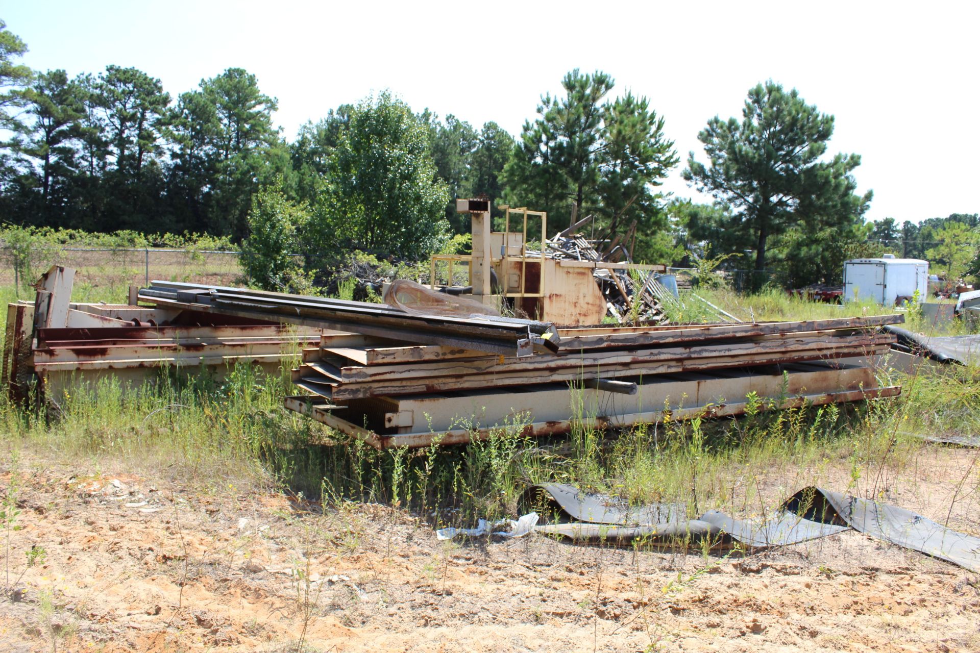 BLAST SYSTEM, ABRASIVE BLAST SYSTEMS BLAST BOOTH 20'W. X 20'H. X 70'L., (2) blast pots & reclamation