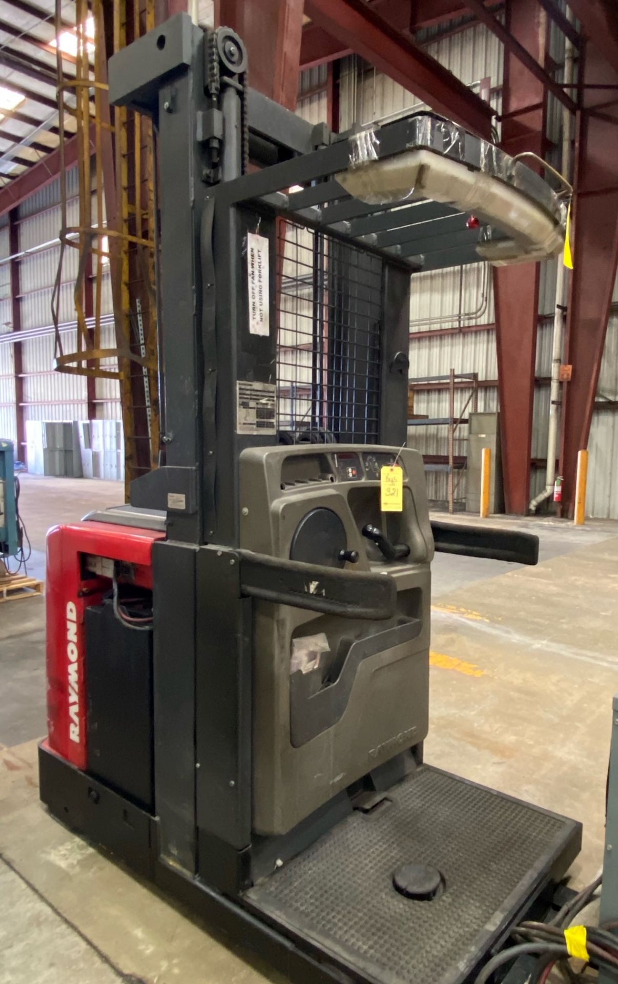 ELECTRIC FORKLIFT, RAYMOND 3000 LB. BASE CAP. MDL. 560-OPC30TT, new 2007, 36 v. electric w/charger, - Image 8 of 10