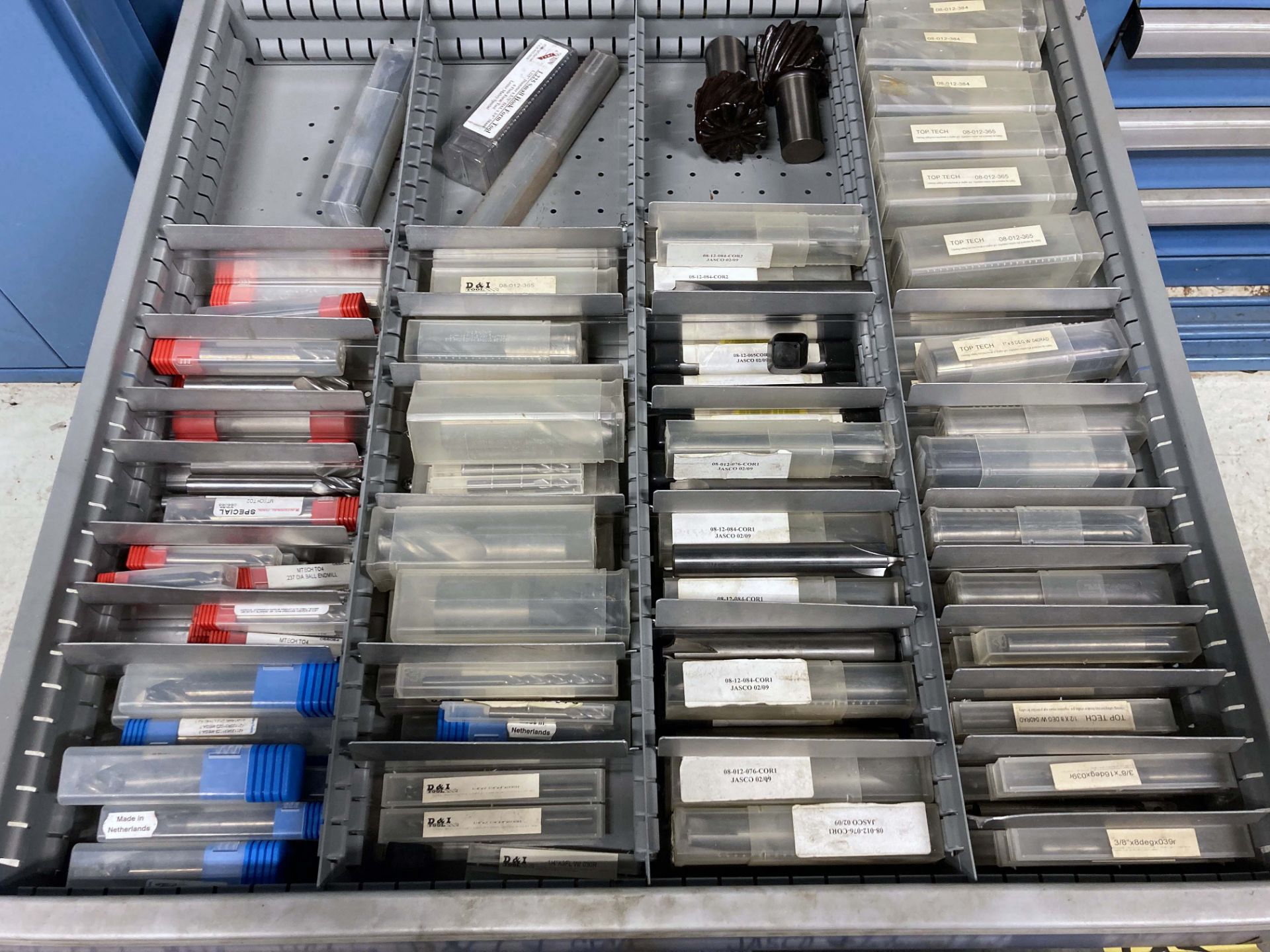 LOT CONTENTS OF DRAWER: endmills (cabinet not included) (Located at: AF Global/Ameriforge R&D