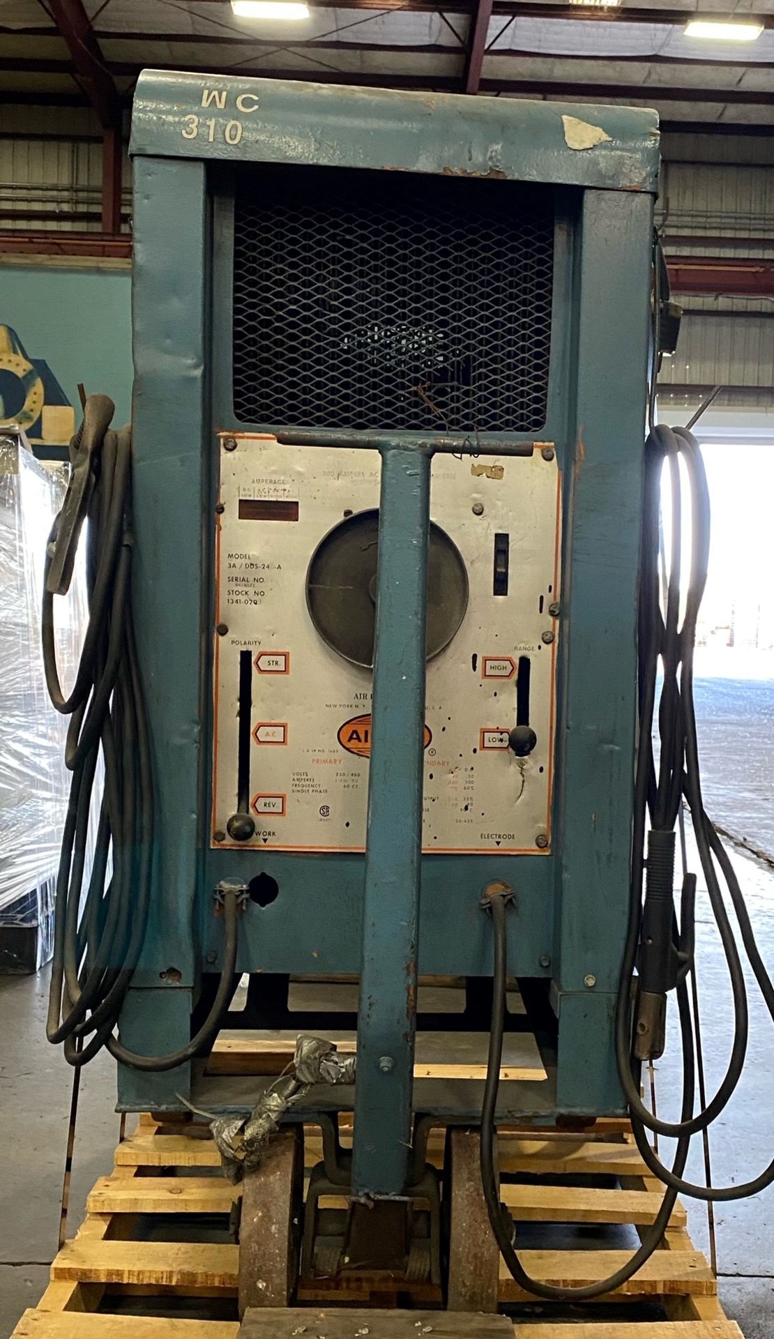 WELDING MACHINE, AIRCO, MDL. 3A/DDS-24-A, S/N U476571 (LOCATED AT: AF GLOBAL/MASS FLANGE FACILITY,