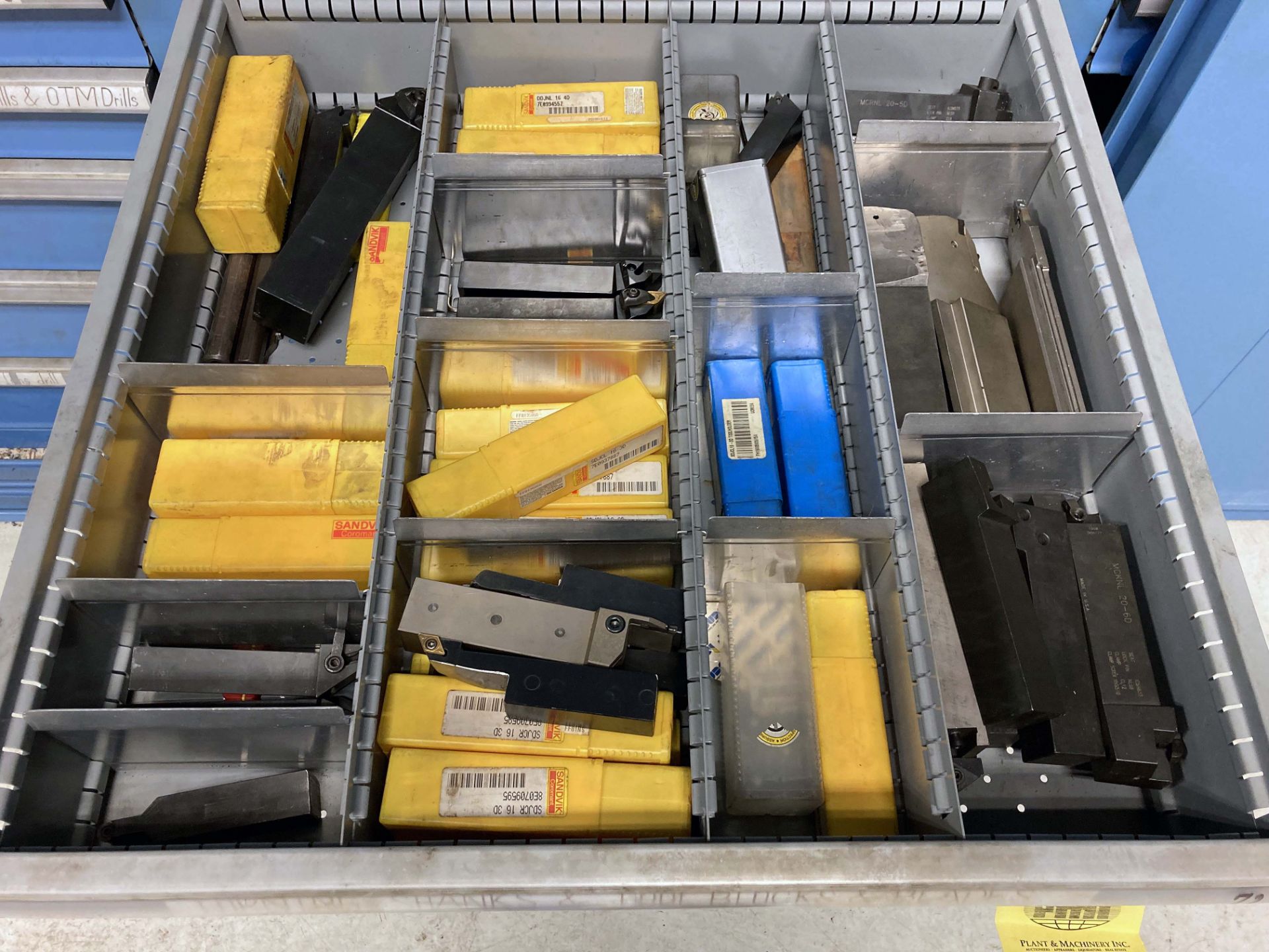 LOT CONTENTS OF DRAWER: toolholders (cabinet not included) (Located at: AF Global/Ameriforge R&D