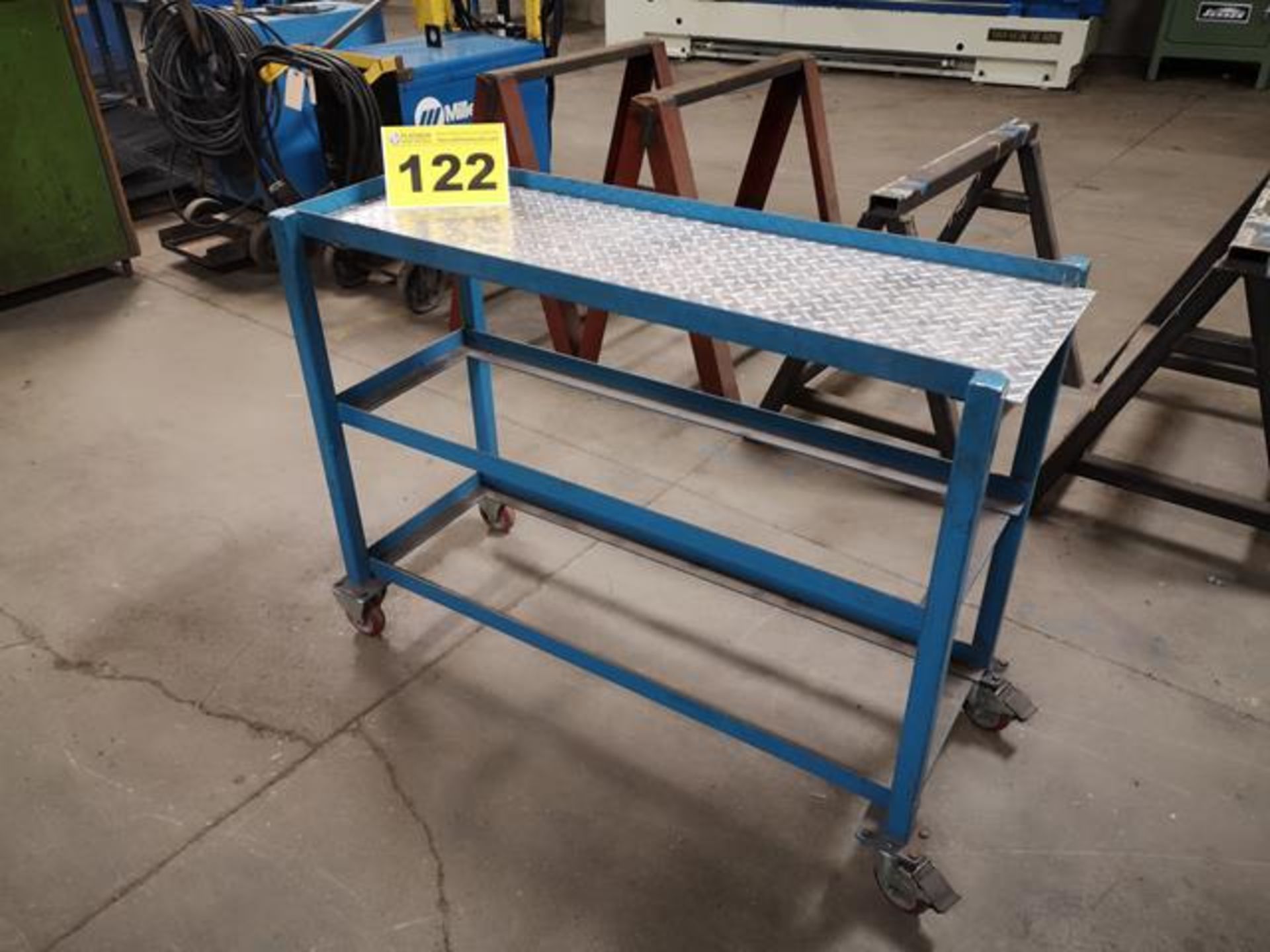 STEEL SETUP BENCH ON CASTERS, 4FT X 2FT X 3FT