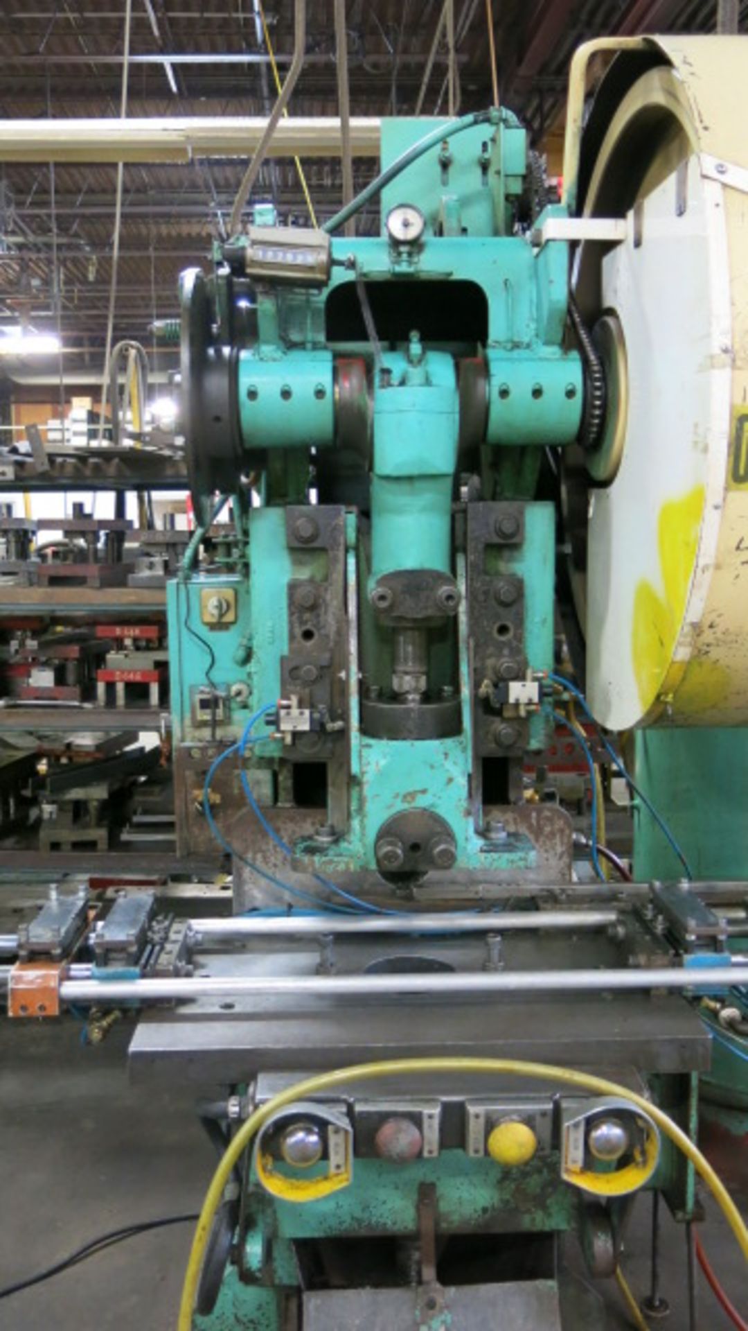 ALECO, 33HP, 33 TON HORN PRESS WITH AIR CLUTCH S/N 233 (RIGGING $800) - Image 4 of 8