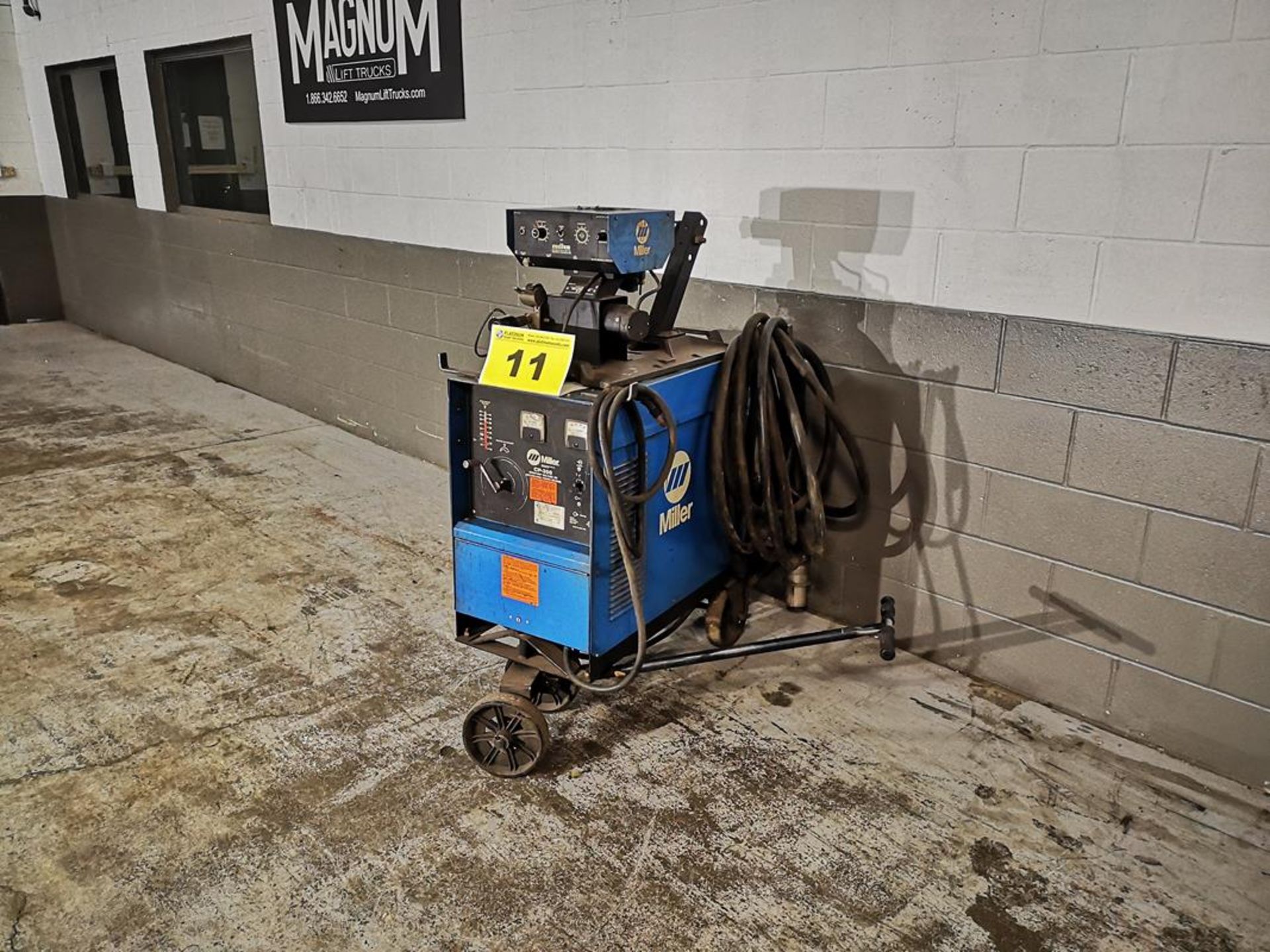 MILLER, CP300, 300AMP, MIG WELDER, CONSTANT VOLTAGE DC ARC WELDING POWER SOURCE, MILLER MATIC S-52E, - Image 2 of 5