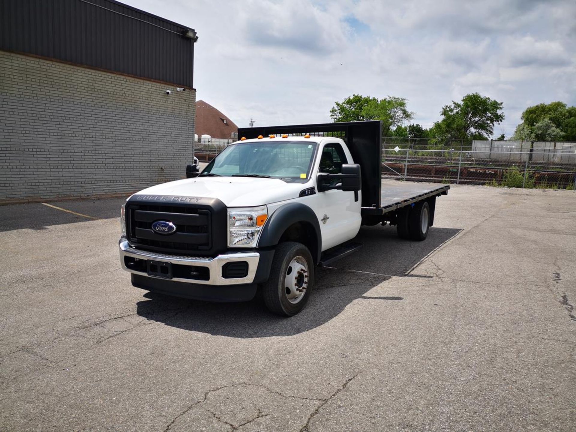 2016 FORD, F550 SUPER DUTY, 15' FLATBED TRUCK - Image 3 of 22