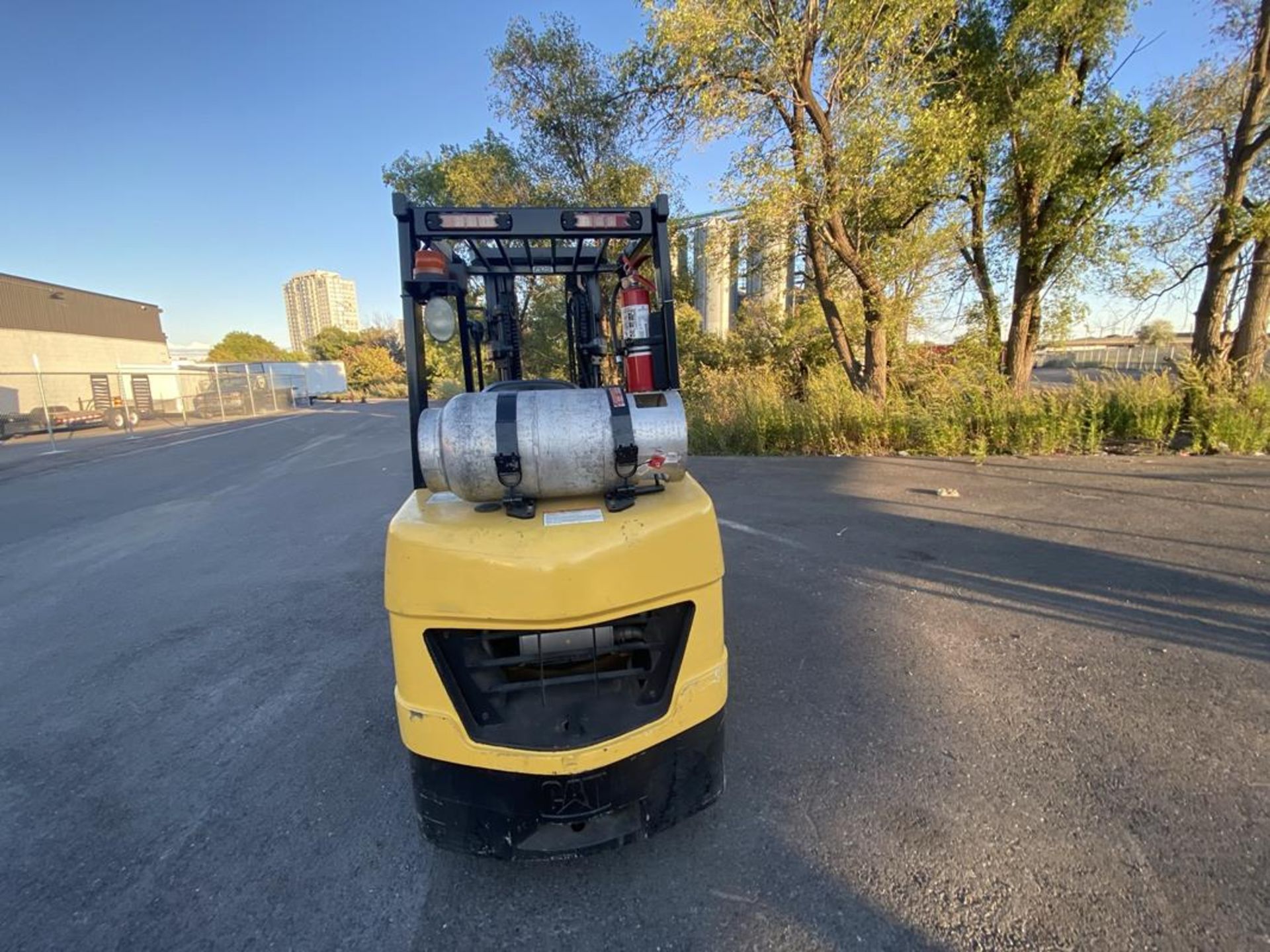 CATERPILLAR, C6000-LP, 6000 LBS LPG FORKLIFT - Image 4 of 14