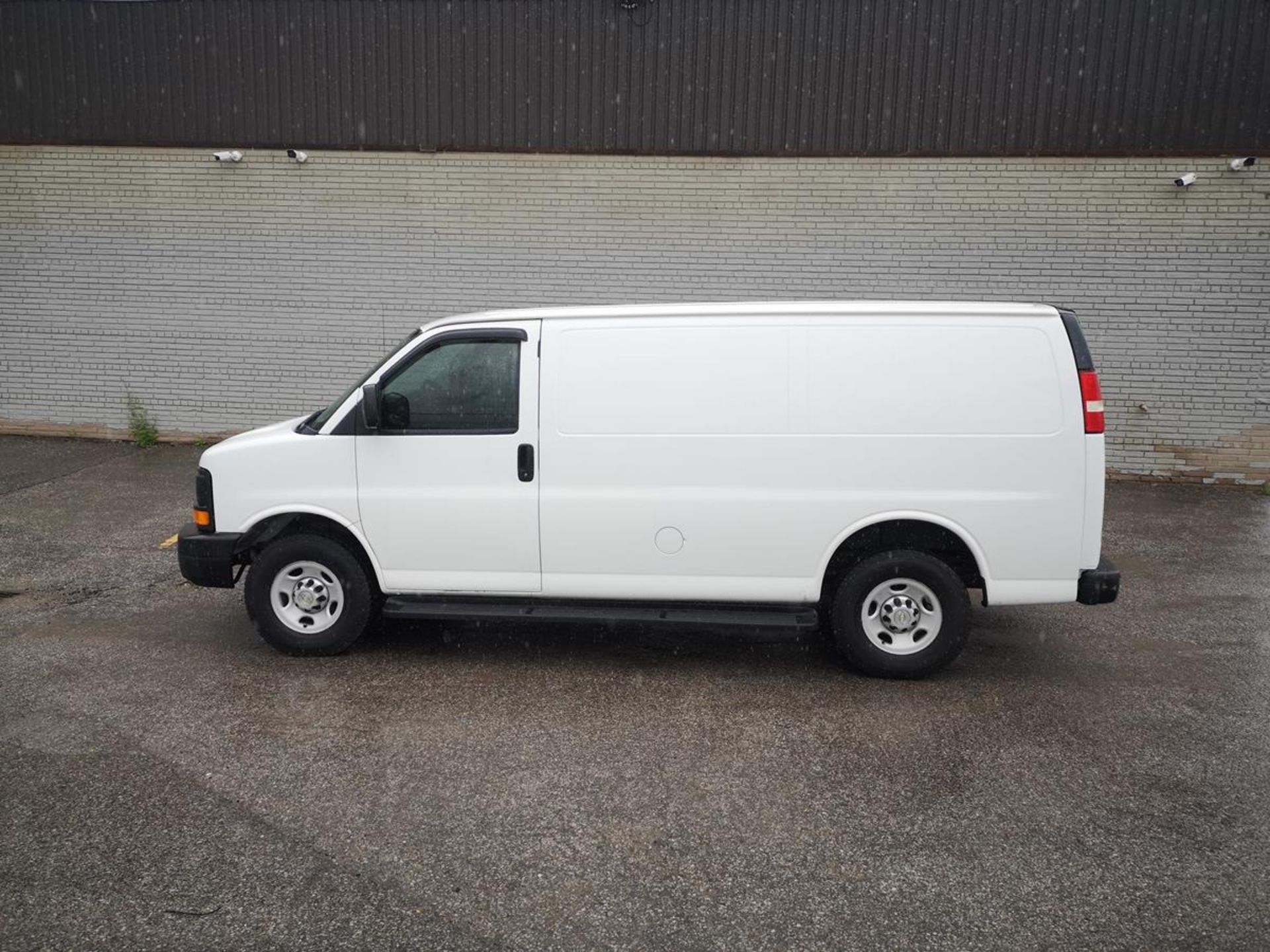 2013, CHEVROLET, EXPRESS 2500, CARGO VAN - Image 2 of 23