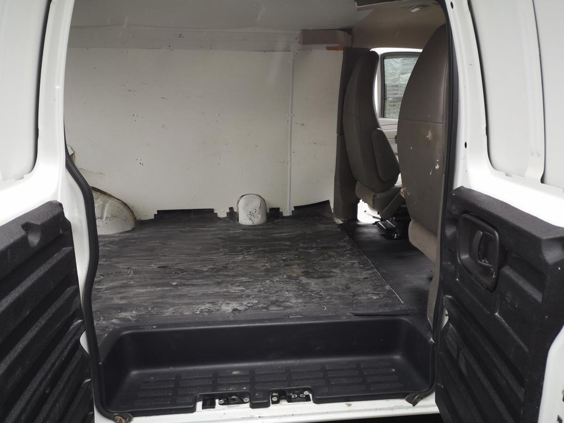 2013, CHEVROLET, EXPRESS 2500, CARGO VAN - Image 9 of 23