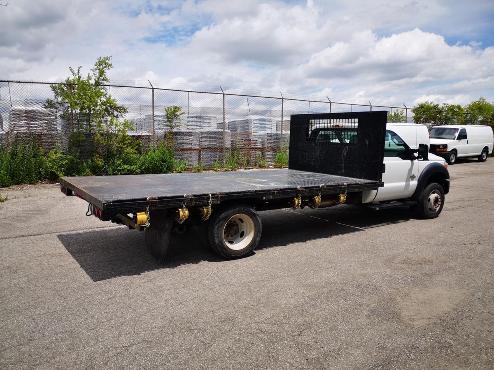 2016 FORD, F550 SUPER DUTY, 15' FLATBED TRUCK - Image 5 of 22