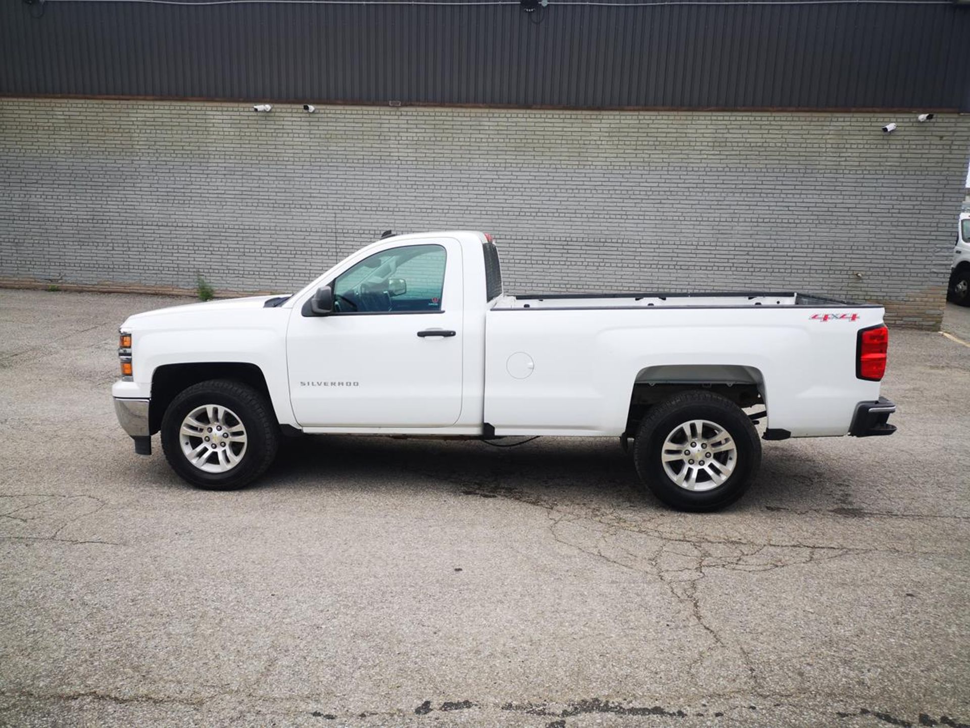 2014, CHEVROLET, SILVERADO LT, 4X4, PICK-UP TRUCK, REGULAR CAB, 8' BOX - Image 4 of 25