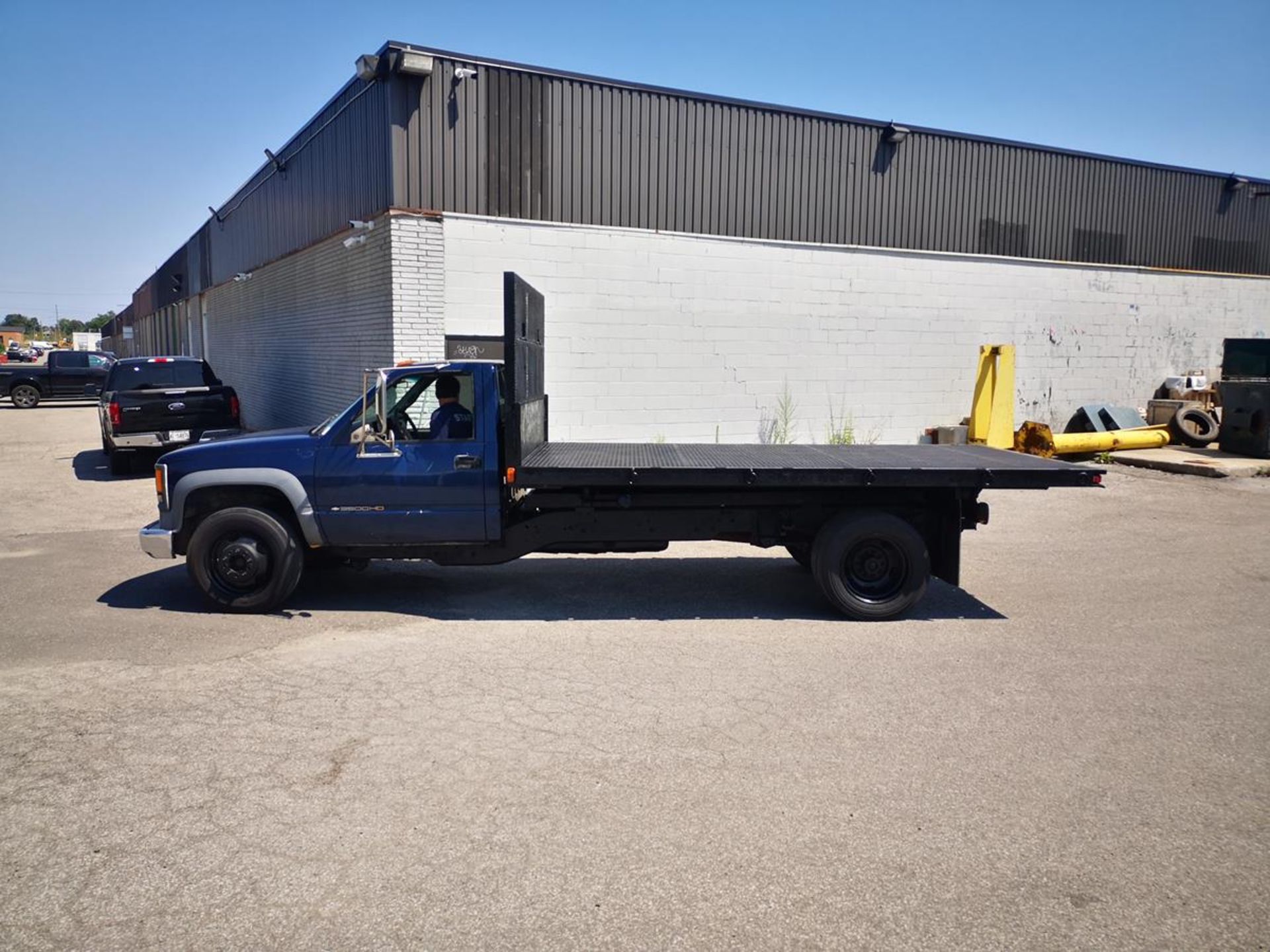 2000, CHEVROLET, C3500HD, 14', HYDRAULIC, TITLING DECK, FLATBED TRUCK - Image 7 of 19