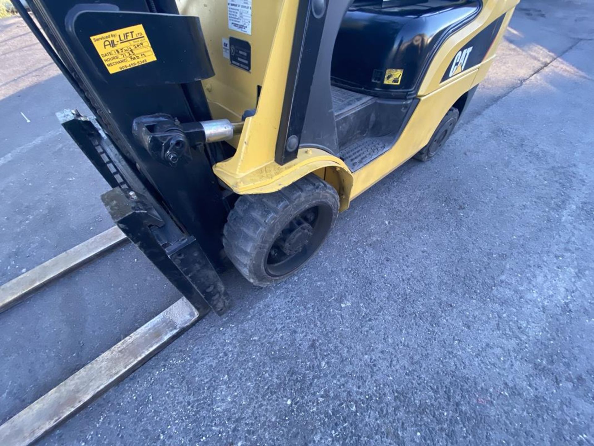 CATERPILLAR, C6000-LP, 6000 LBS LPG FORKLIFT - Image 9 of 14