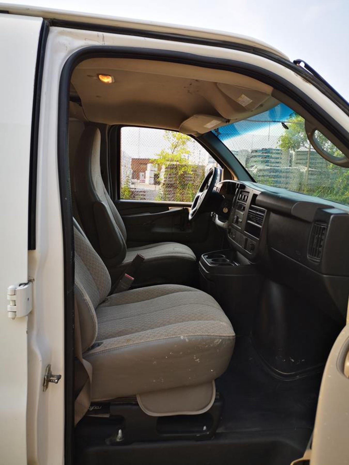 2015, GMC, SAVANA 2500, CARGO VAN - Image 16 of 26