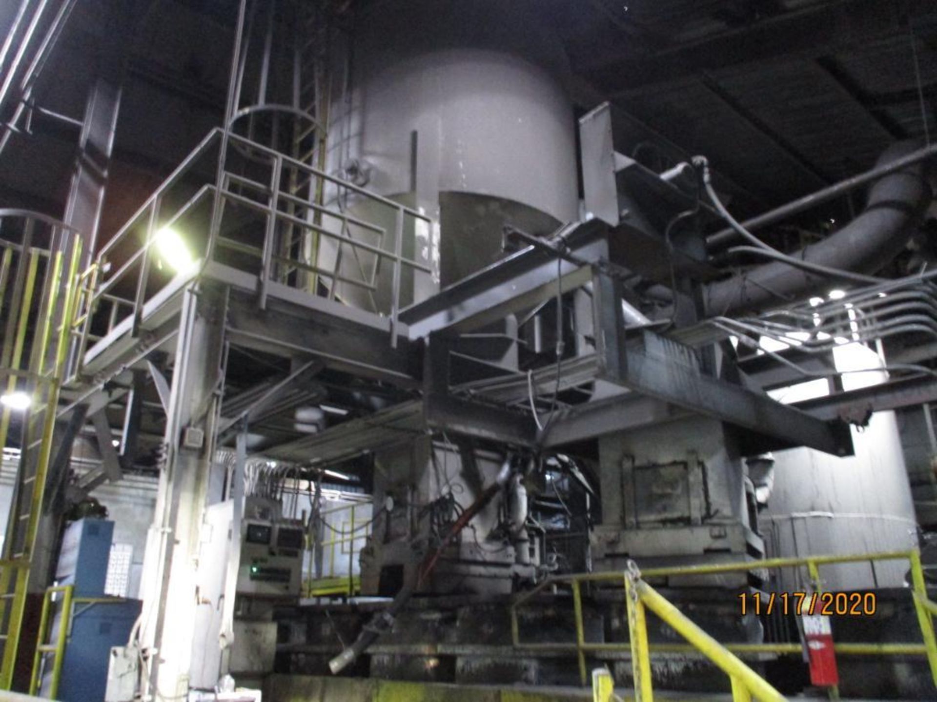 3C - Vulcan Lost Foam Molding Line, with Vacuum Pumps, Compaction Table, Sand Tanks, Bucket - Image 4 of 11