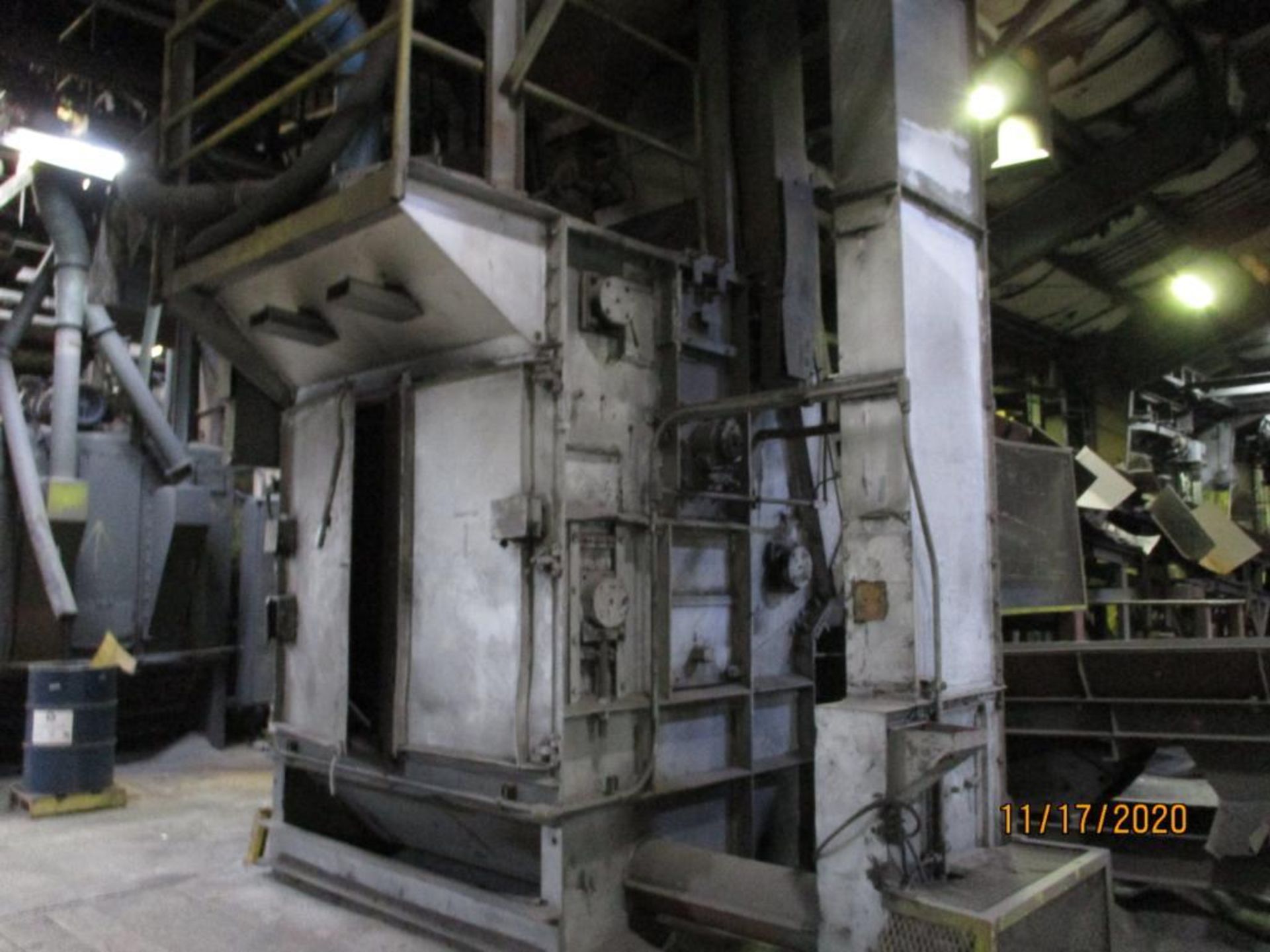 Wheelabrator No. 28 Super II Tumblast Cleaning Machine, with Hydraulic Load/Unload, GK 38 in. x 22 - Image 3 of 4