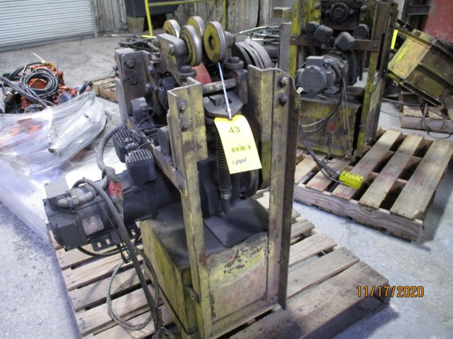 2500 lb. Ladle Drive (LOCATED IN COLUMBIANA, AL) - Image 2 of 2