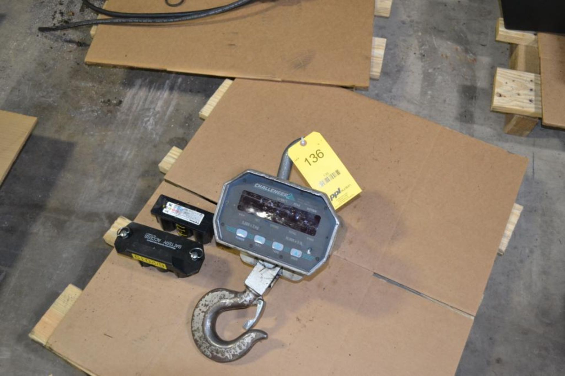 Challenger 10,000 lb. Digital Crane Hook Scale, with Spare Batteries