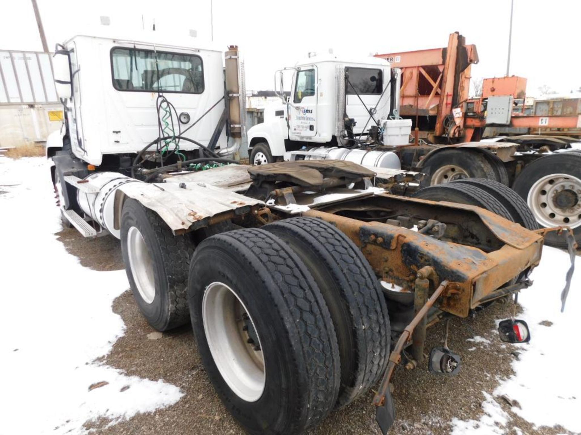 2009 Mack Tandem-Axle Day Cab Truck Tractor Model CXN613, VIN 1M1AK06Y87N021252, 12.0 Liter L6 - Image 4 of 6