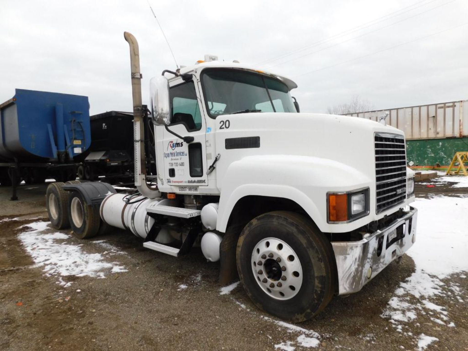 2009 Mack Tandem-Axle Day Cab Truck Tractor Model CHU613, VIN 1M1AN07Y19N004589, 12.7 Liter Diesel - Image 2 of 6