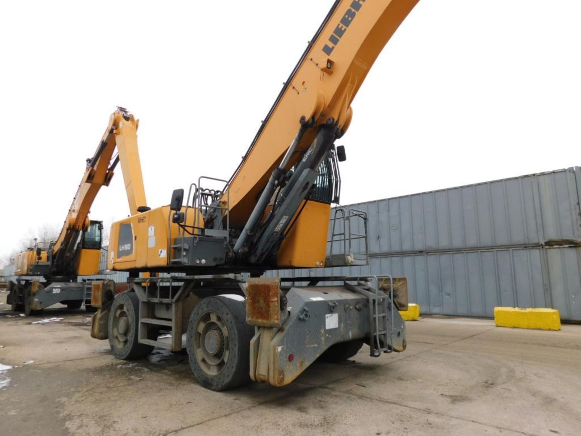 2014 Liebherr Elevated Cab Solid Tire Material Handler Model LH60M Litronic, S/N WLH21204E2K074077, - Image 4 of 5