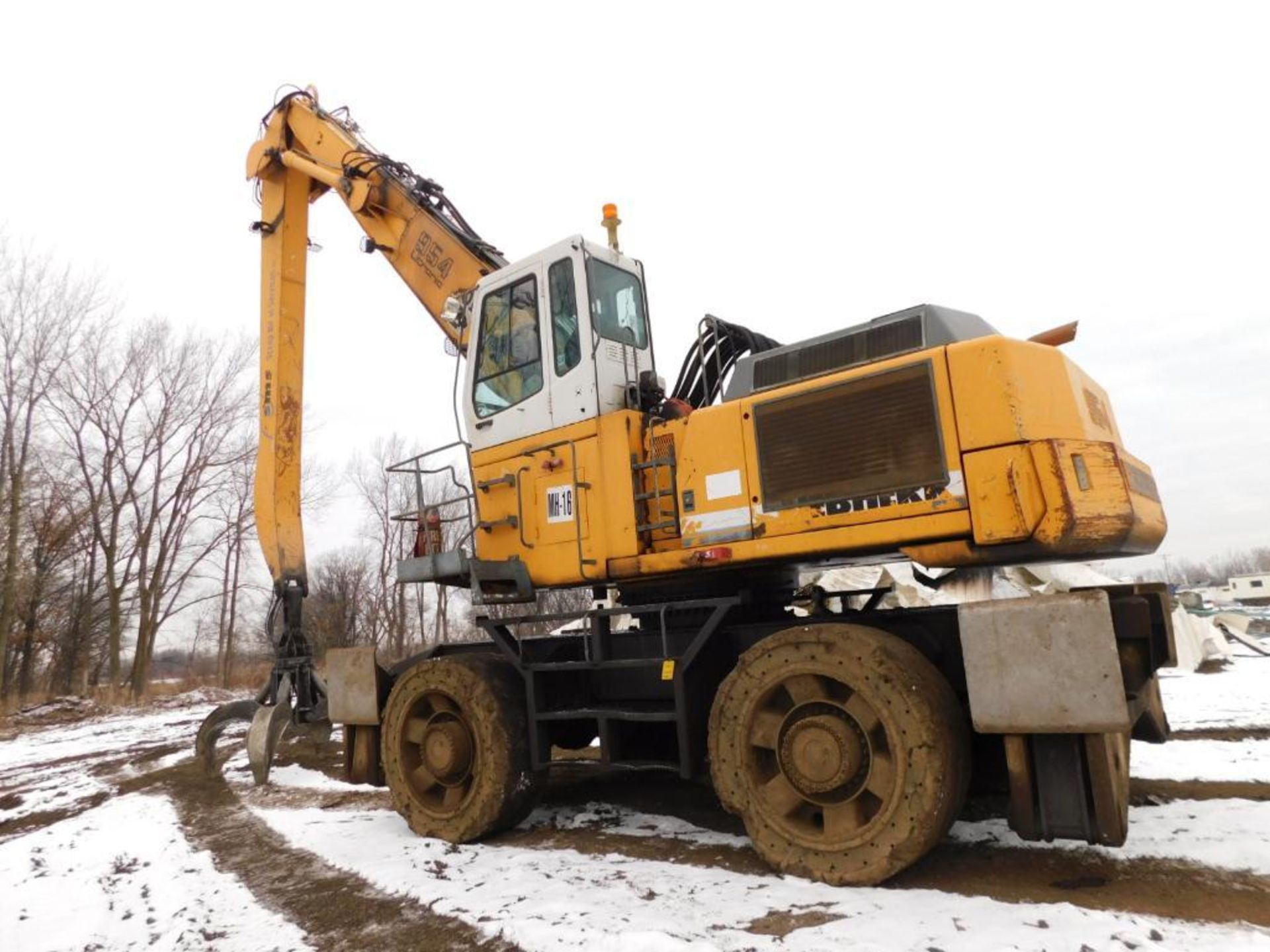 2004 Liebherr Elevated Cab Solid Tire Material Handler Model A954B, S/N WLHZ0714AZK020787