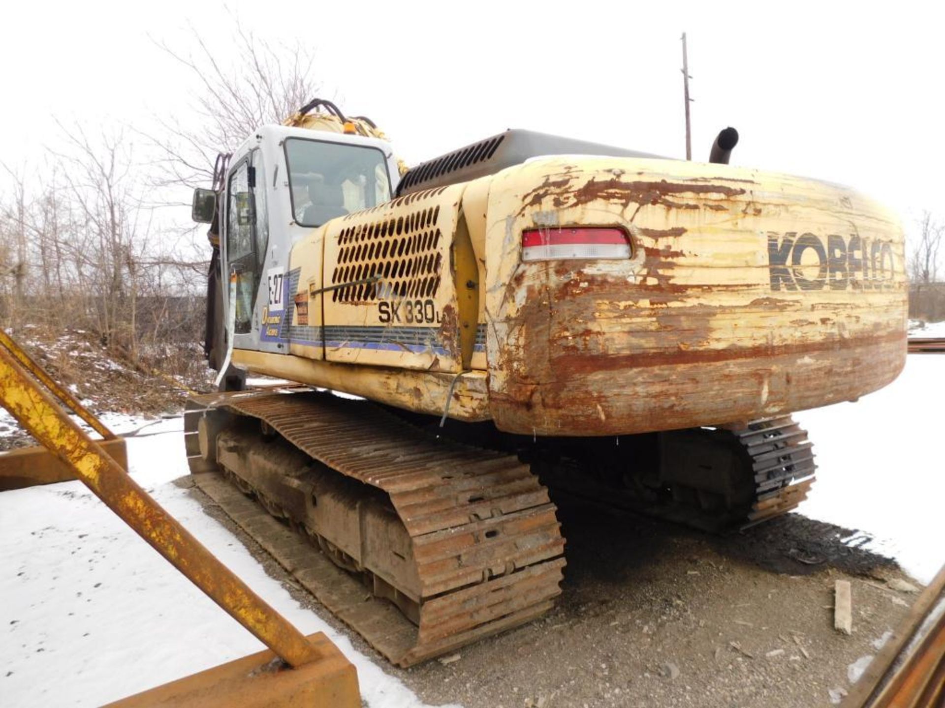 Kobelco Crawler Excavator Model SK330LC, S/N YC07-U1105, Mitsubishi 247 HP Diesel Power, One Piece