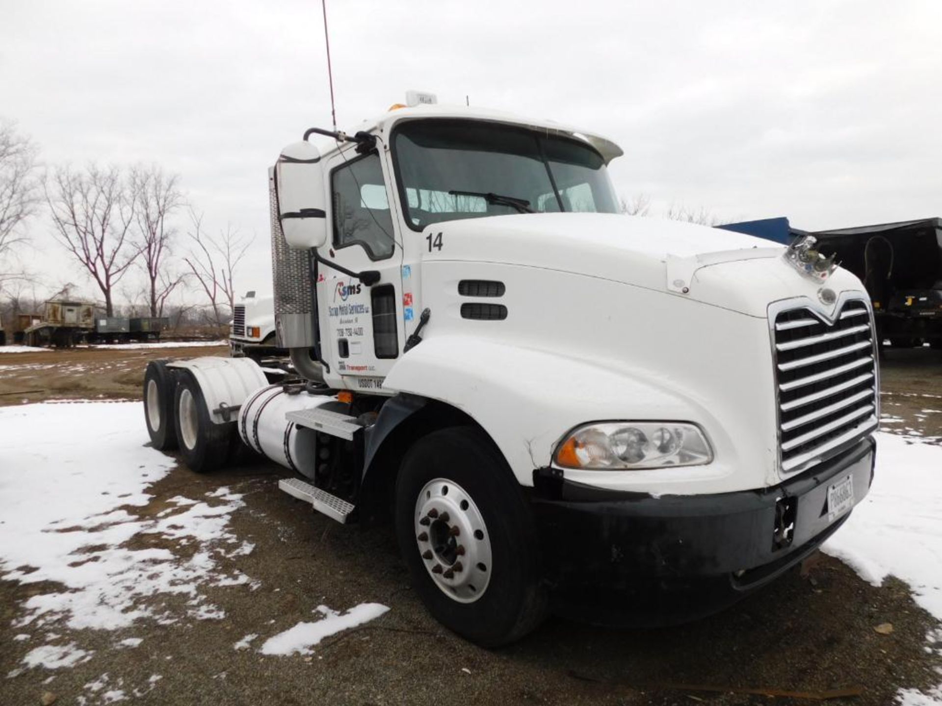 2009 Mack Tandem-Axle Day Cab Truck Tractor Model CXN613, VIN 1M1AK06Y87N021252, 12.0 Liter L6 - Image 2 of 6