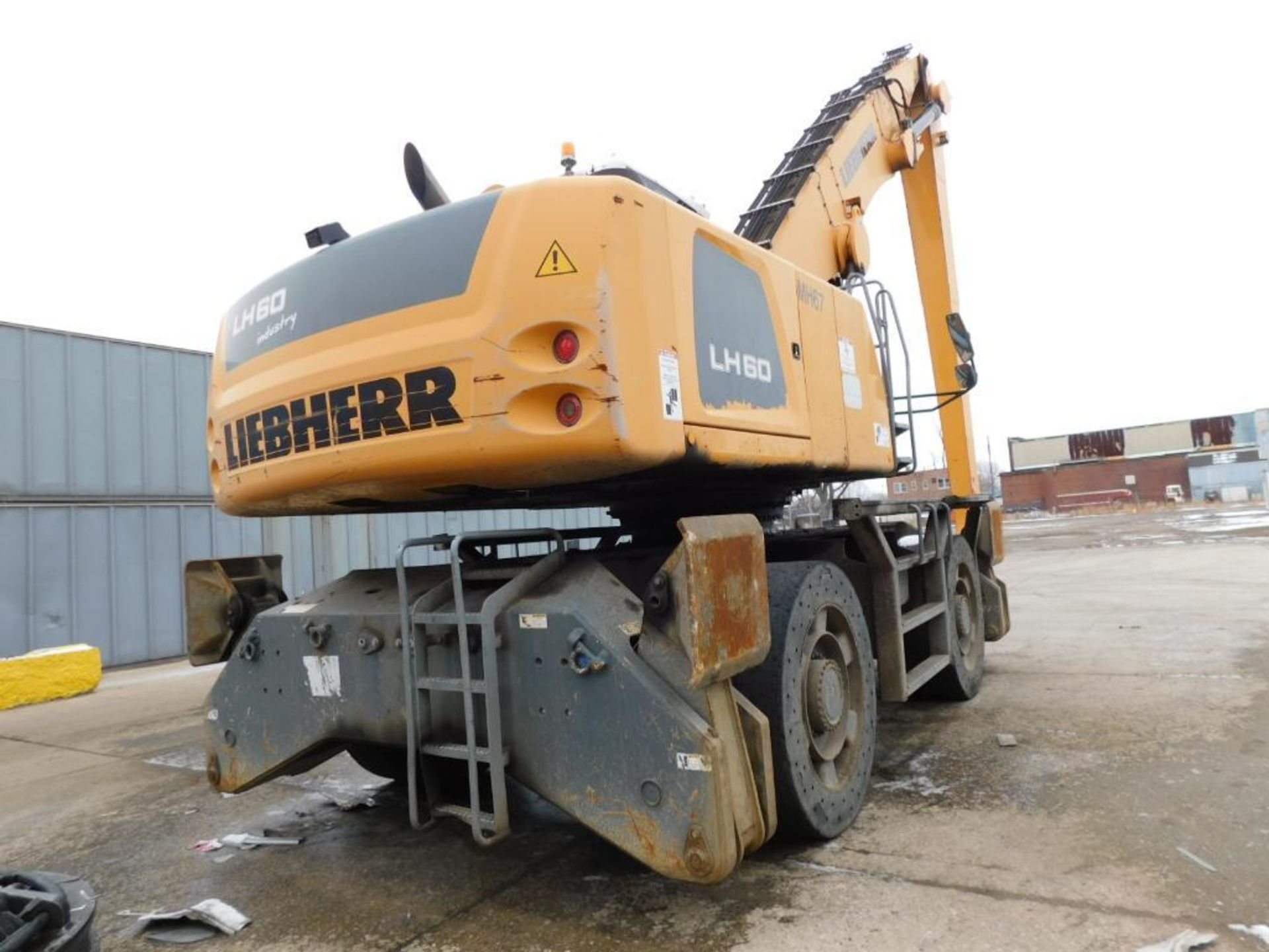 2014 Liebherr Elevated Cab Solid Tire Material Handler Model LH60M Litronic, S/N WLH21204E2K074077, - Image 2 of 5