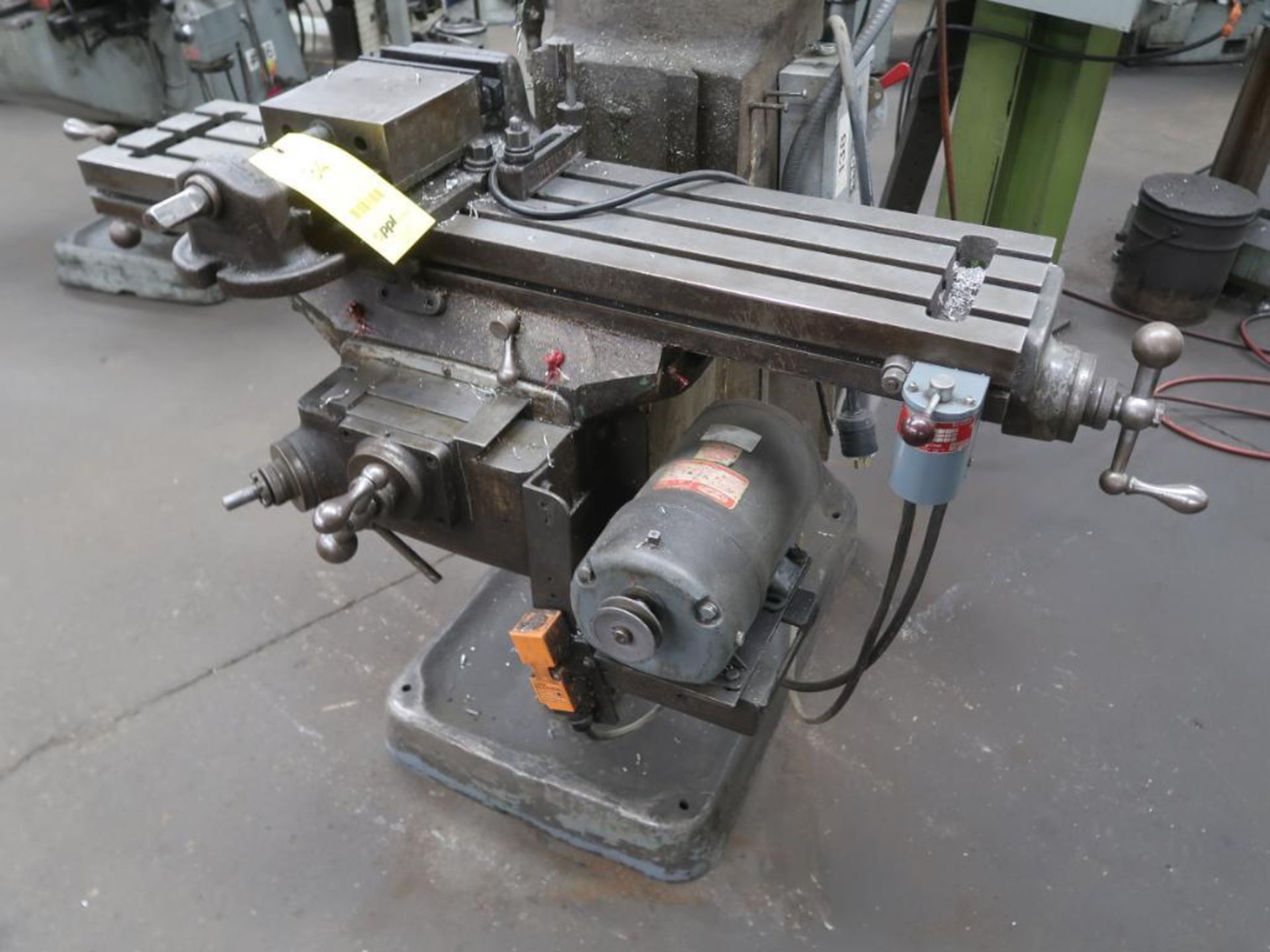 Bridgeport 1 HP Vertical Mill, S/N 37926, 9 in. x 42 in. Work Table (#138), LOCATION: TOOL ROOM - Image 2 of 4