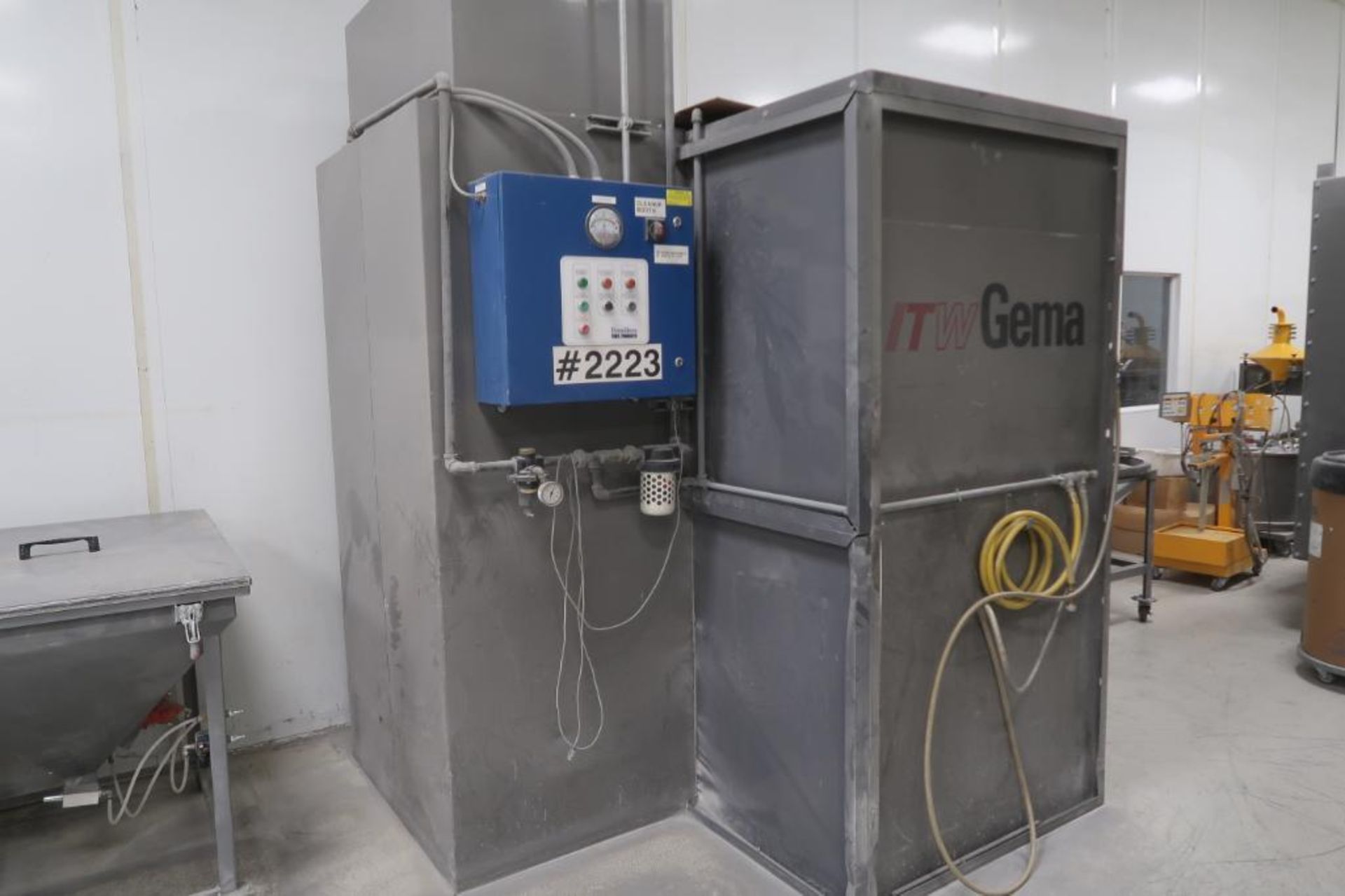 LOT: (2) Monorail Spray Booths Powered Roll-On Roll-Off with 25-Powder Coat Power Reciprocating Guns - Image 14 of 17