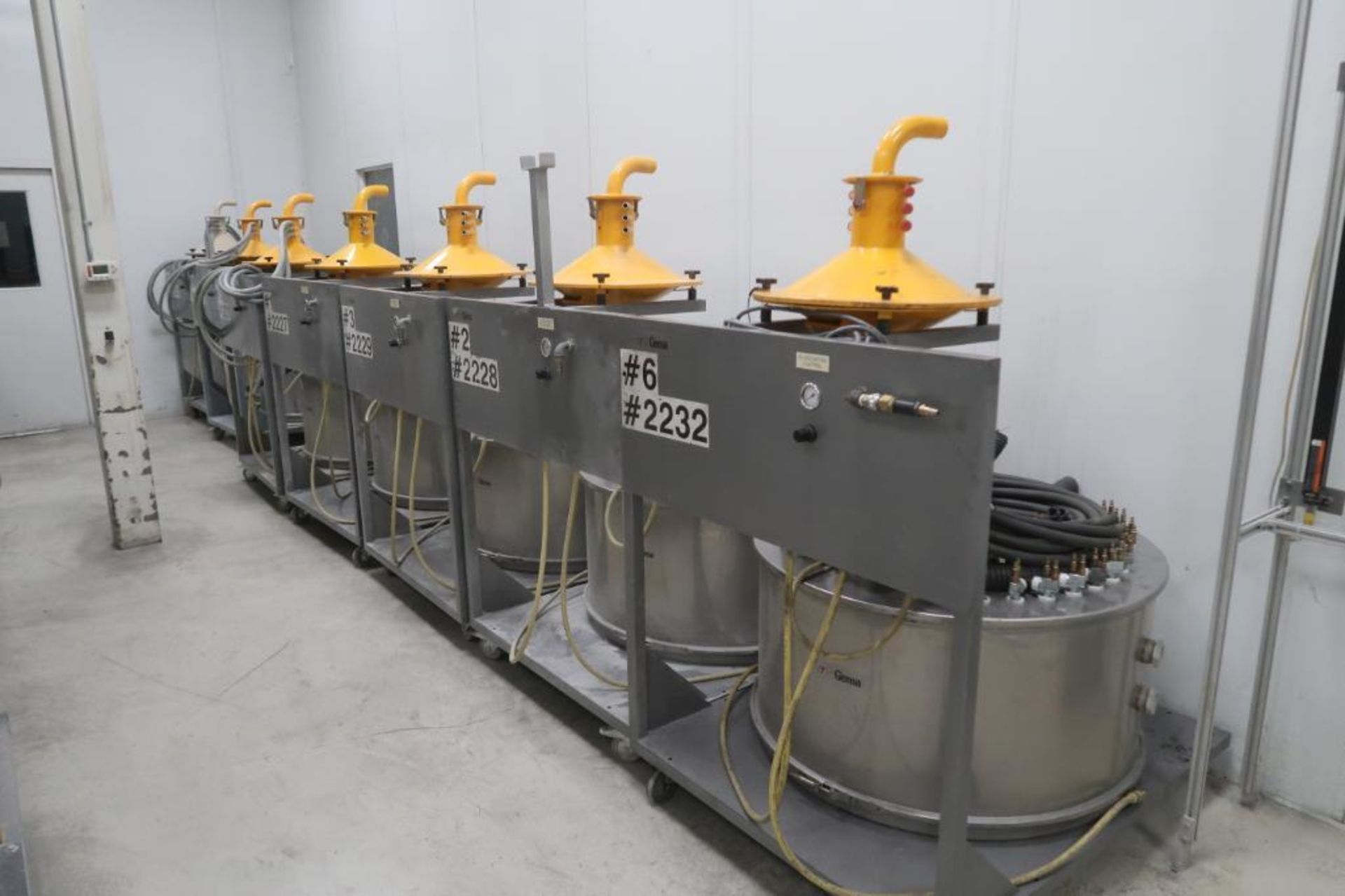 LOT: (2) Monorail Spray Booths Powered Roll-On Roll-Off with 25-Powder Coat Power Reciprocating Guns - Image 11 of 17