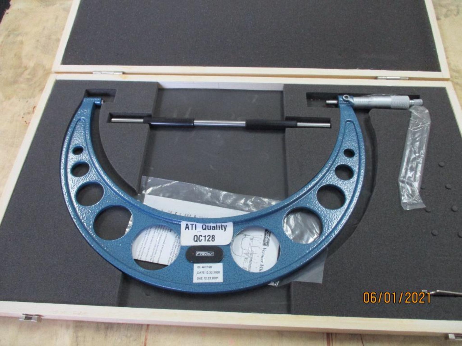 Fowler Micrometer, 10 in. - 11 in. (All inspection eq. is like New and Mostly Certified)