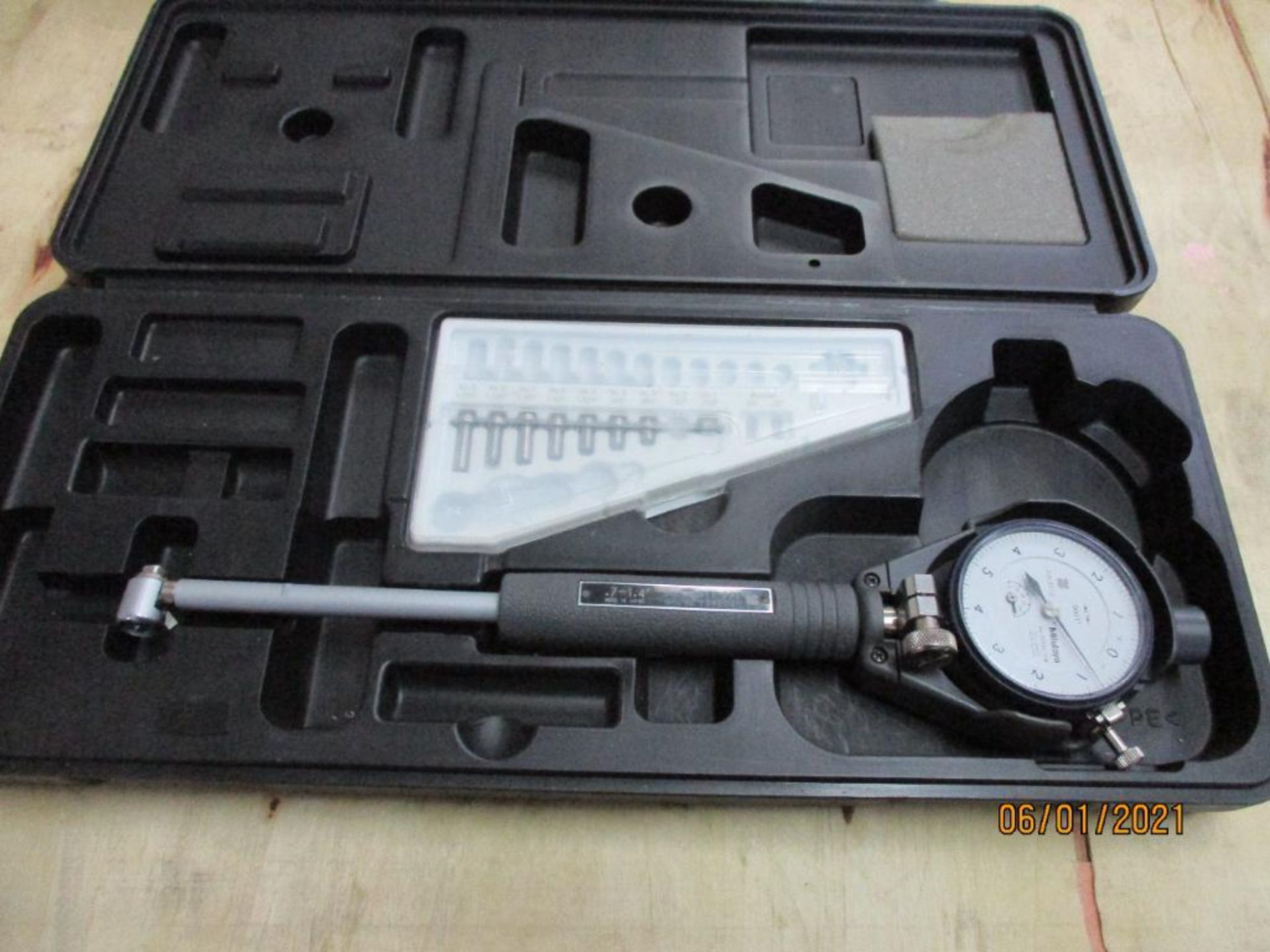 Mitutoyo Dial Bore Gage, .7 in. - 1.4 in. (All inspection eq. is like New and Mostly Certified)