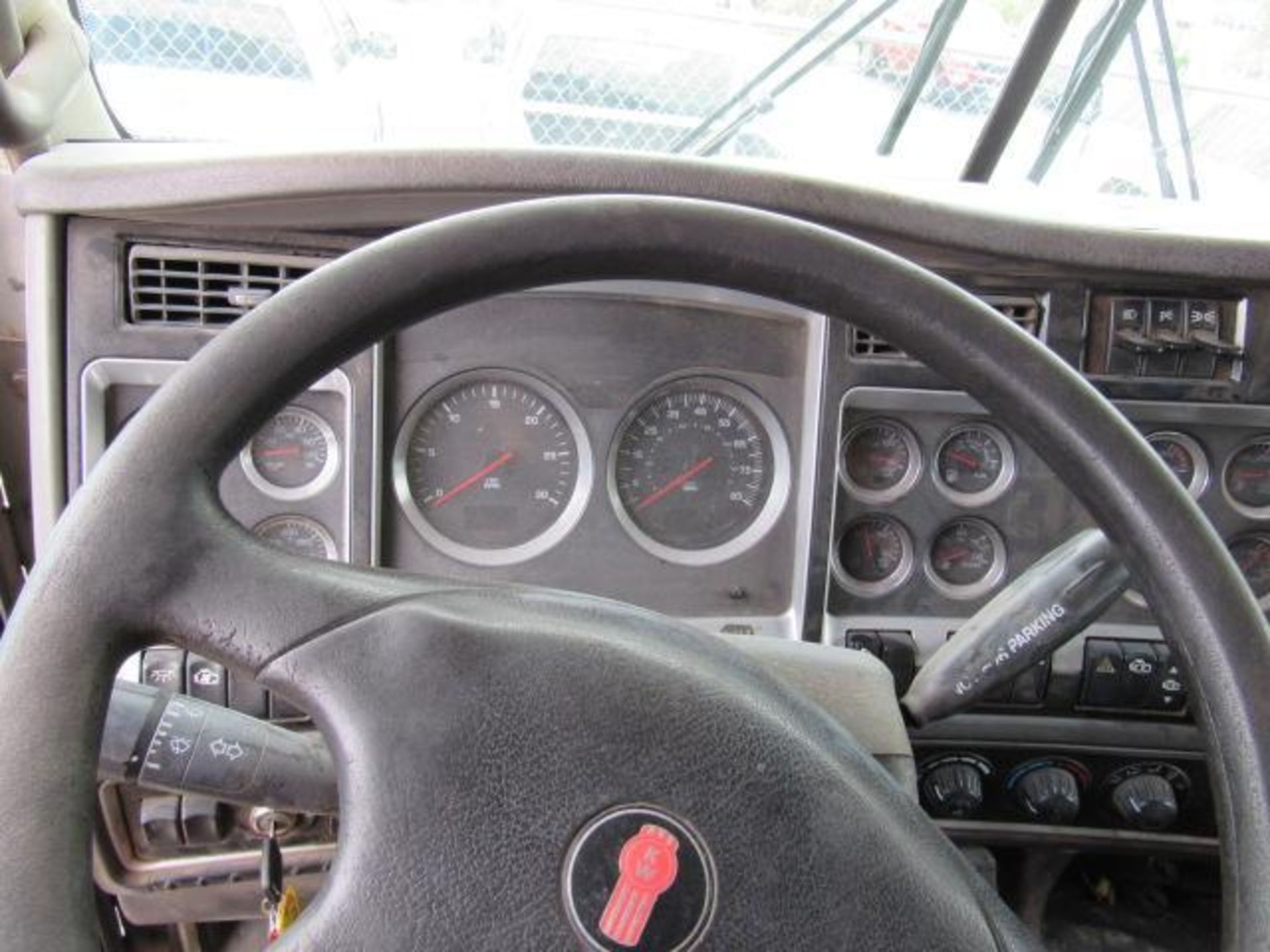 2008 Kenworth T800 Dump Truck, VIN # 1NKDLU9X58J234087, Caterpillar C13 Acert Turbo Diesel Engine, - Image 6 of 8