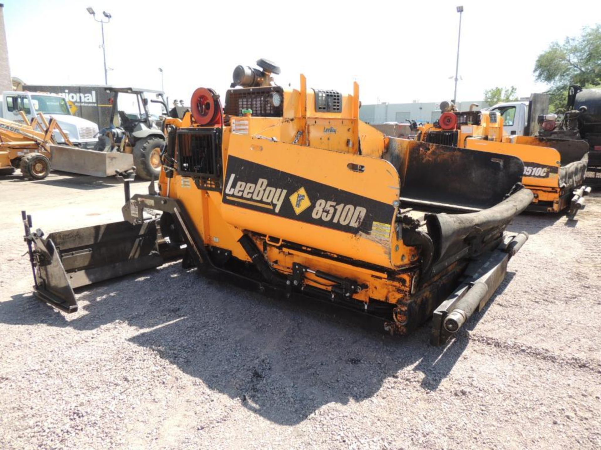 2018 Leeboy 8510D Paving Machine, S/N 185878, w/Electric 8 ft. -15 ft. Screed, 84 HP Kubota Tier IV, - Image 4 of 7