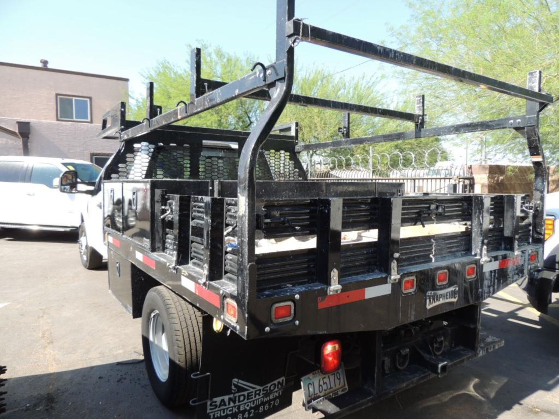 2018 Ford F350 Crew Cab 9 ft. Flatbed 4x2, VIN # 1FD8W3G60JEC67913, 6.2 Ltr. Auto Trans, 47826 Mi. - Image 5 of 5