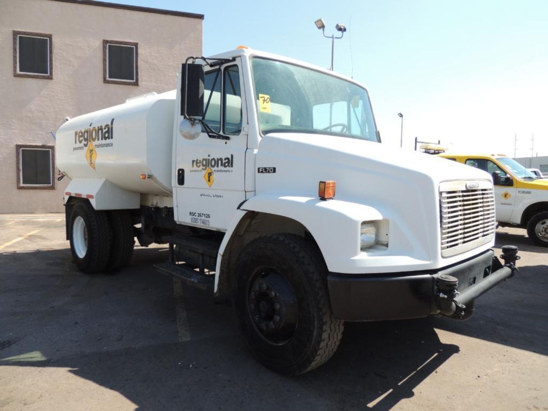 1999 Freightliner FL70 Water Truck, VIN # 1FV6HFAA7XHF31308, Approx. 2000 Gallons, Front Side & Rear - Image 3 of 9