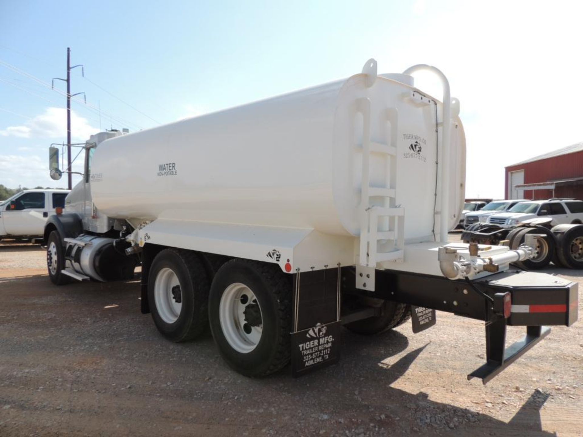 2012 Kenworth T800 Water Truck, VIN # 1CKDD49X0CJ333508, Cummins ISX15/500, Eaton Fuller 10 Spd, 210 - Image 6 of 9