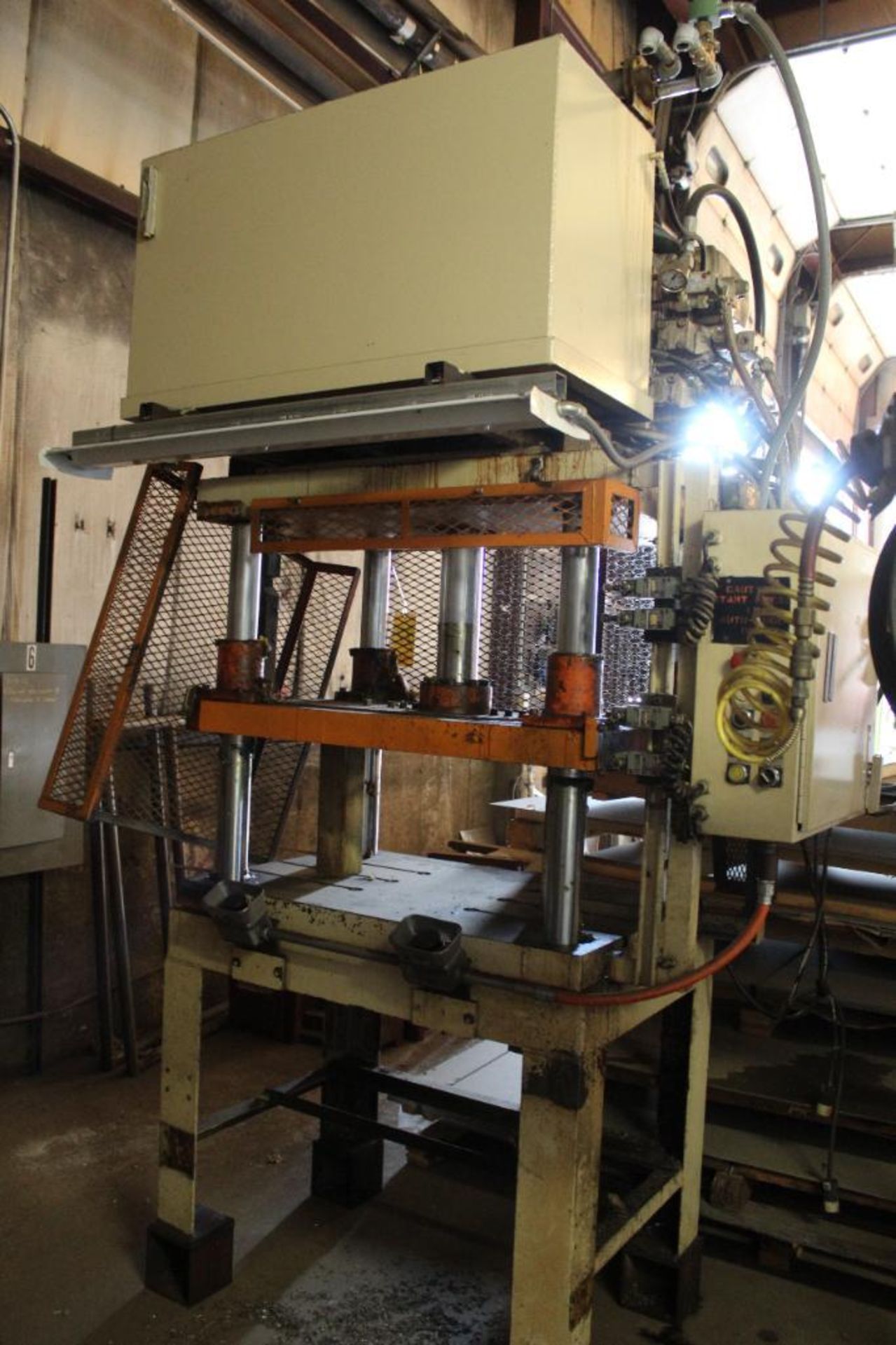 Hydraulic Trim Press, 43 in. x 29 in. Table. (Located at 900 Oak Street, Dekalb, IL 60115) - Image 3 of 5