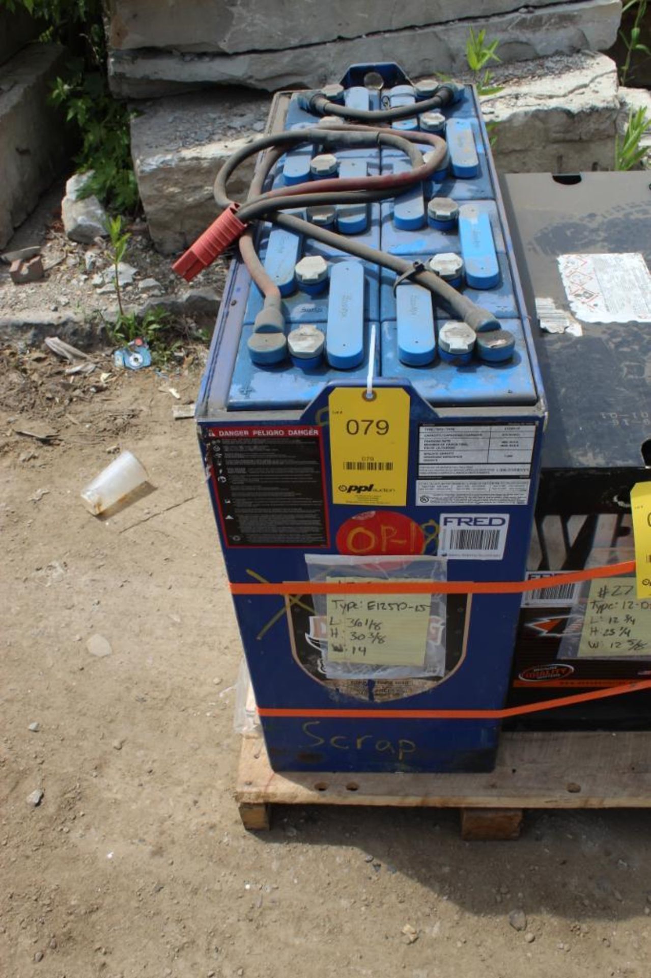 Desert Hog Forklift Battery Type E 125D-15, (600 N. Broadway Street, Aurora, IL 60505)