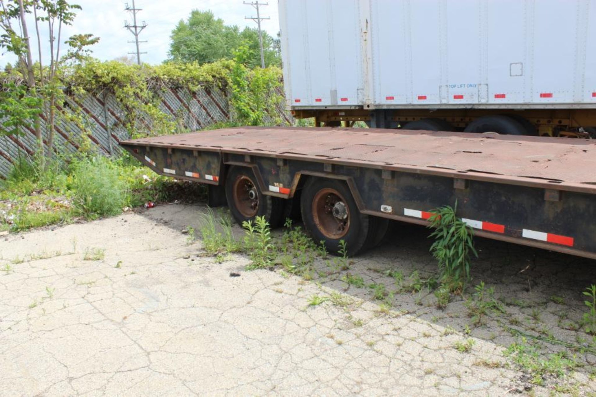 48 ft. (est.) Tandem-Axle Step Deck Beaver Tail Trailer, Steel Decking, Cable Winch, (Located at 420 - Image 2 of 9