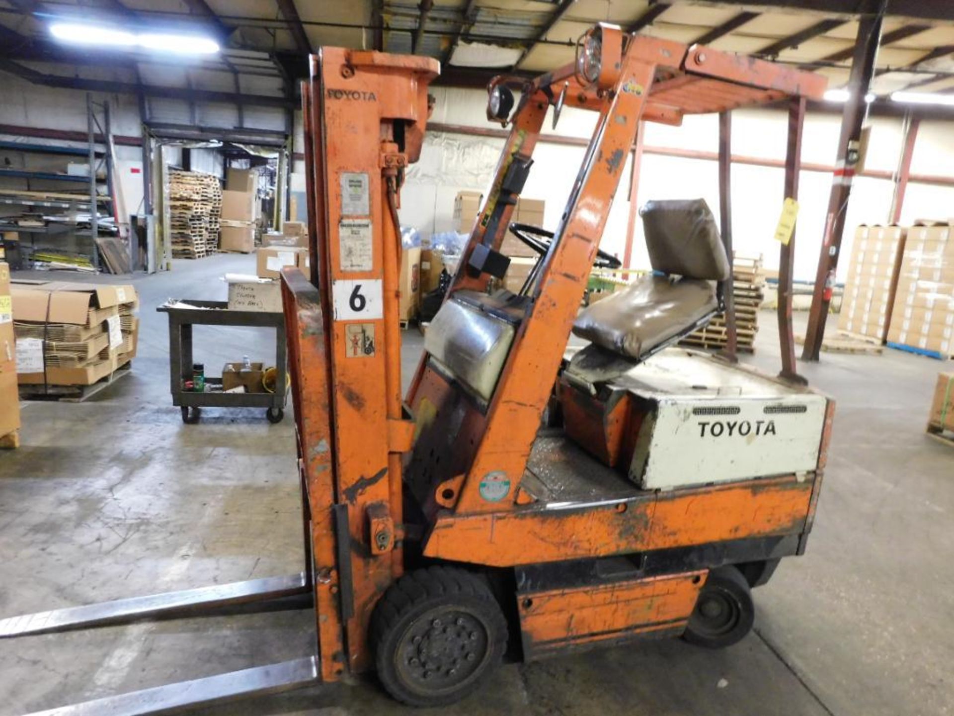 Toyota 2640 lb. Electric Forklift Model 2FBCA15, S/N 13236 (1989), Solid Tires, Overhead Guard,