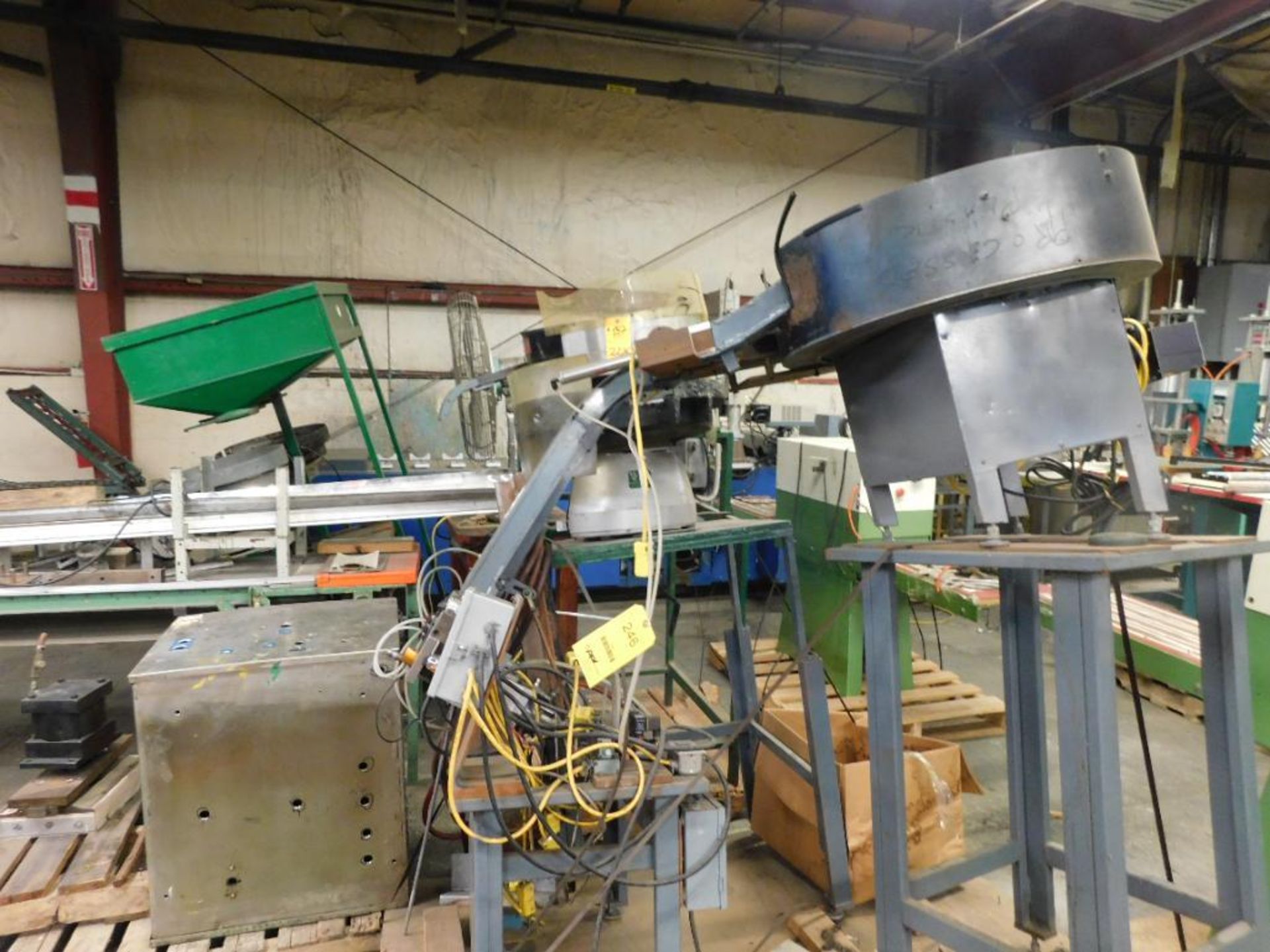 LOT: (5) Vibratory Parts Feeders & Assorted Conveyor Sections (LOCATION: 520 DRESDEN ST.,