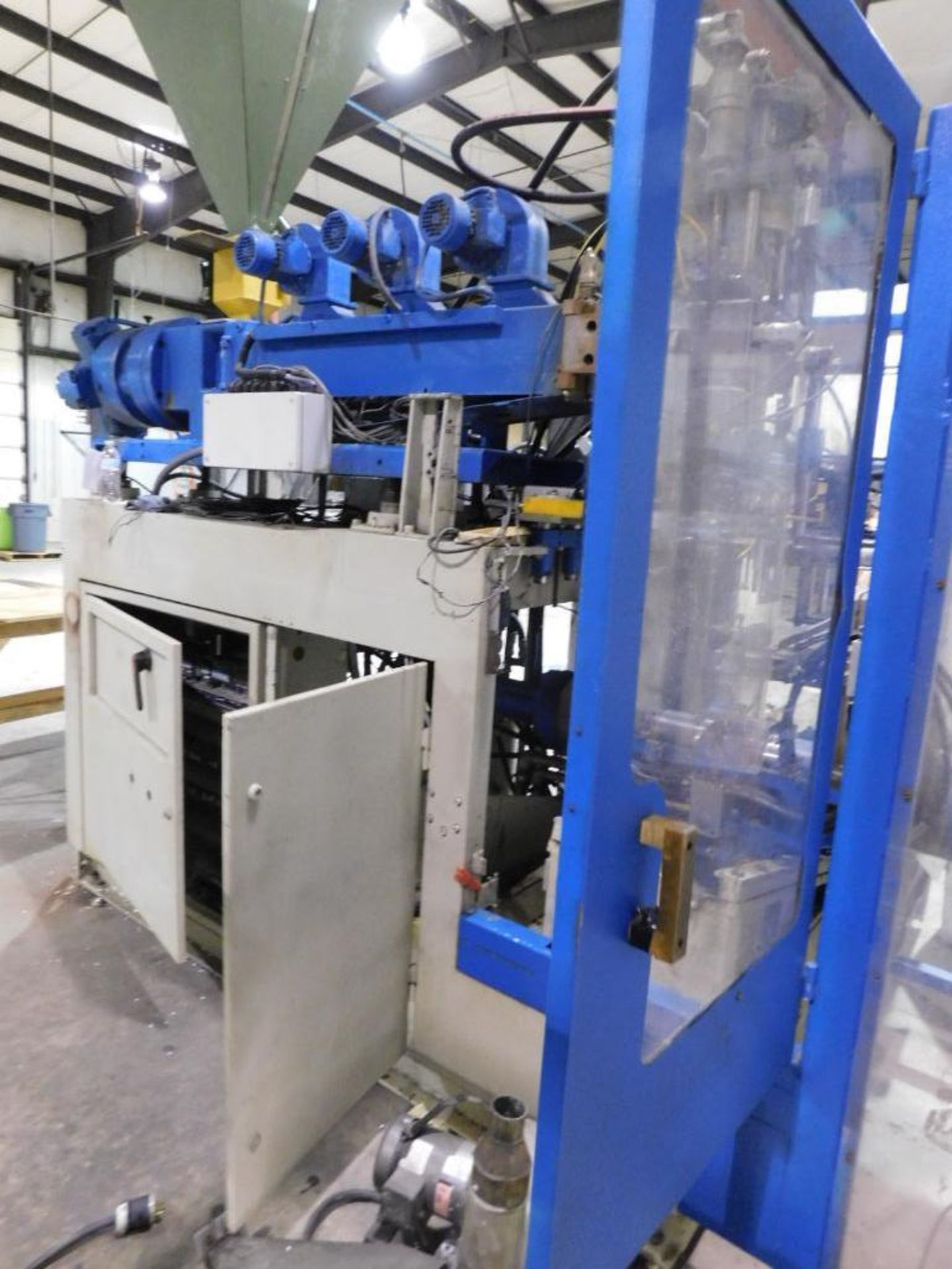 LOT: Line #4 - Automa Single-Station Shuttle Continuous Extrusion 3L Blow Molding Machine Model - Bild 5 aus 6